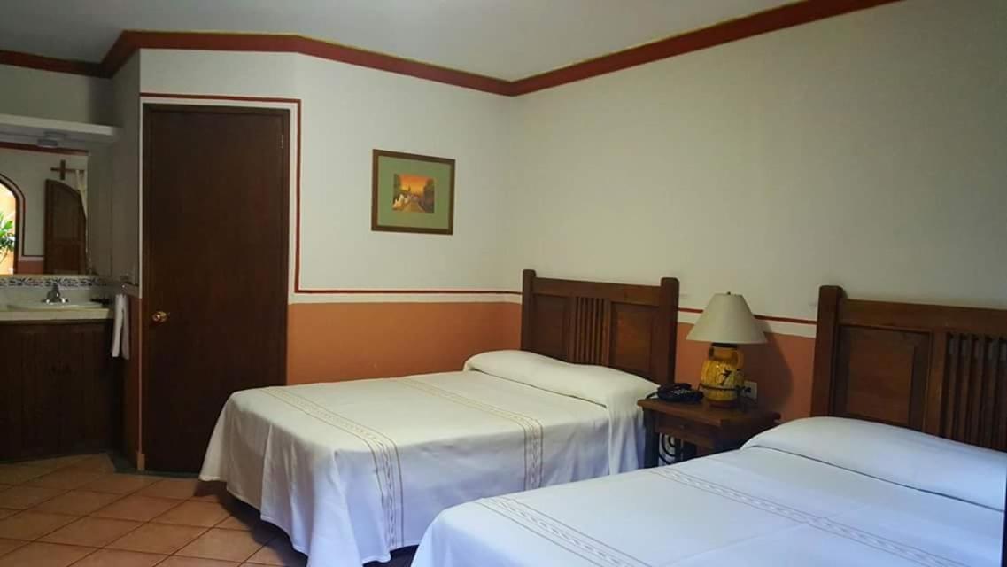 Standard Twin Room photo 1