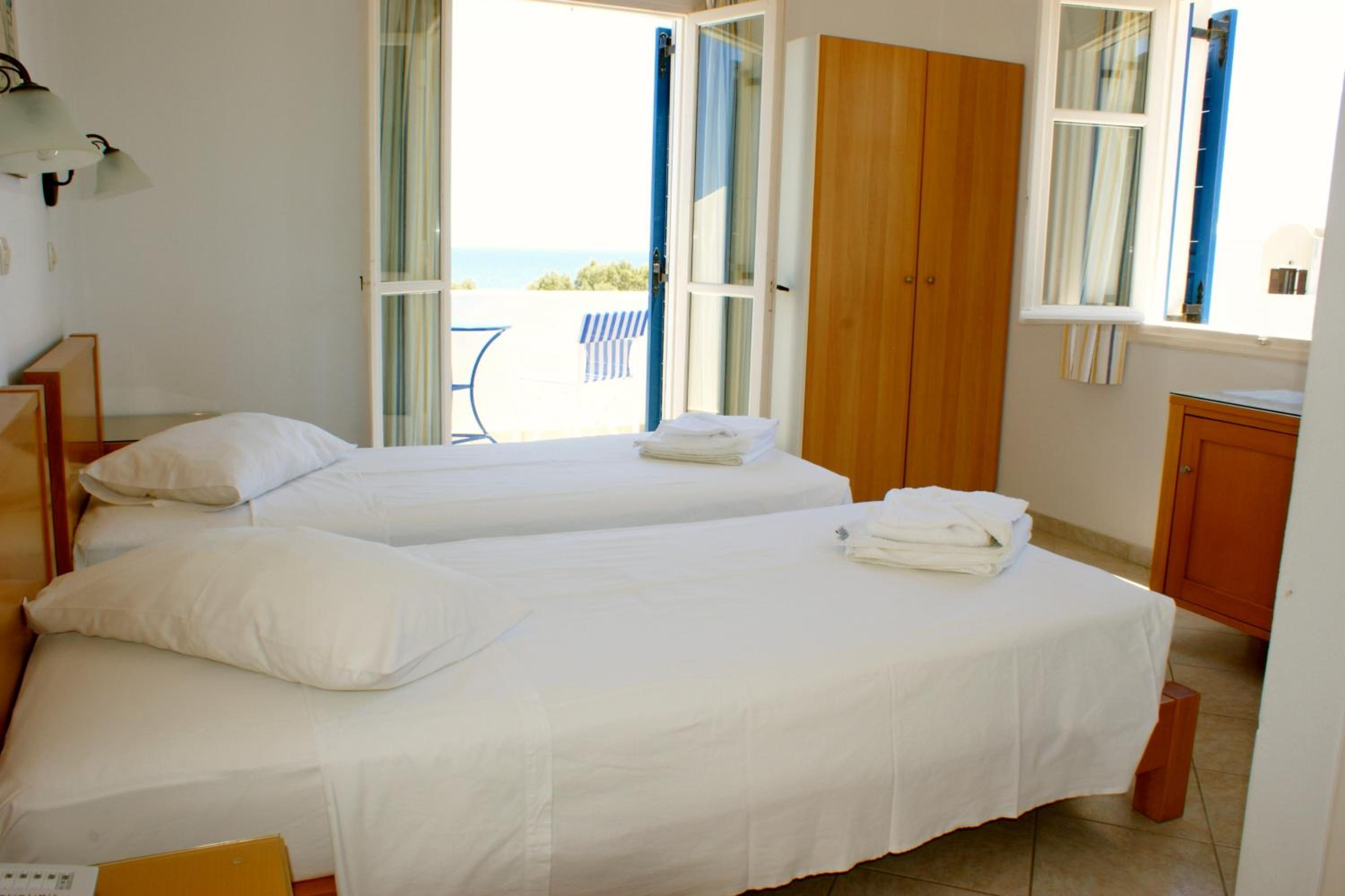 Double or Twin Room with Sea View