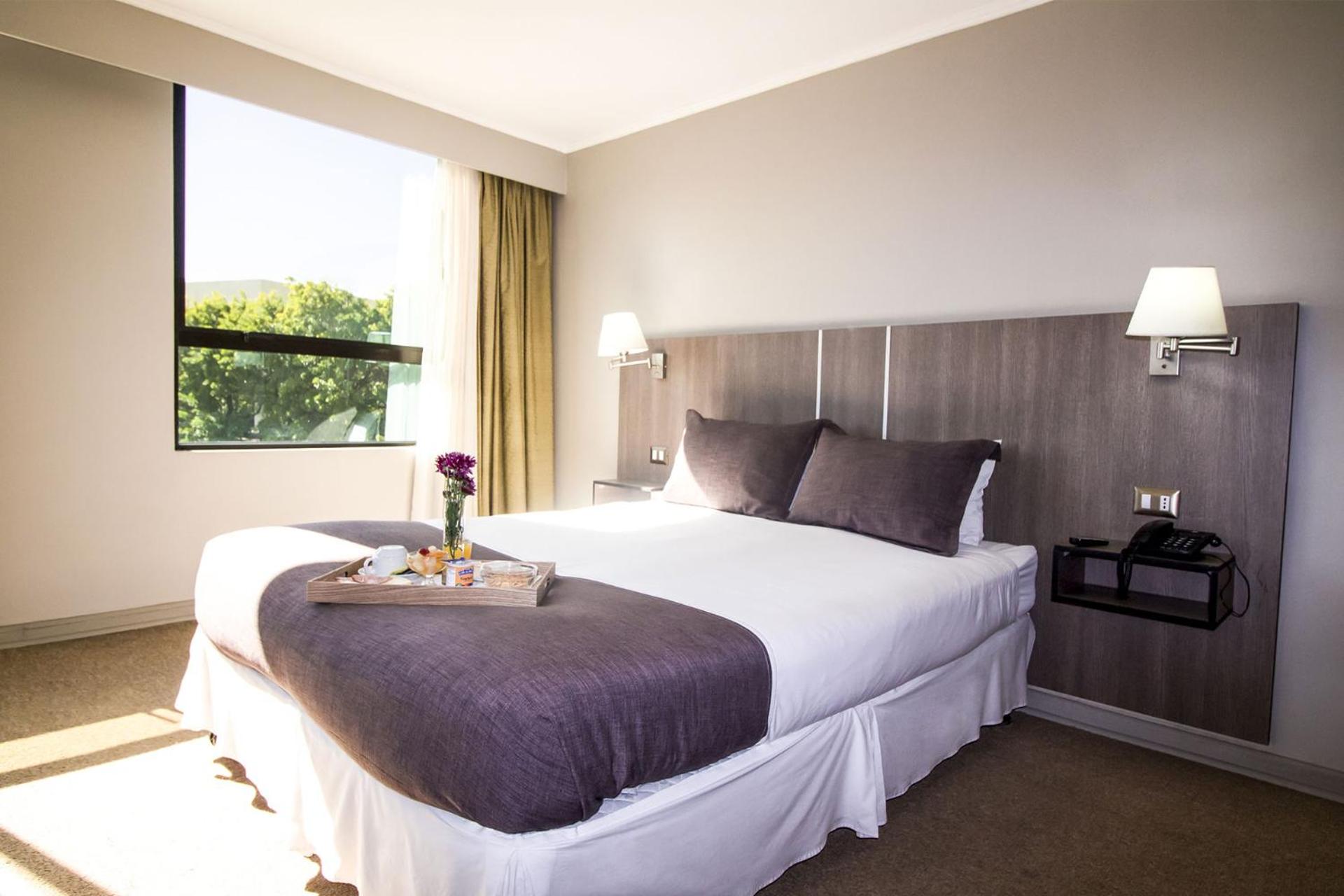 Queen Room photo 1