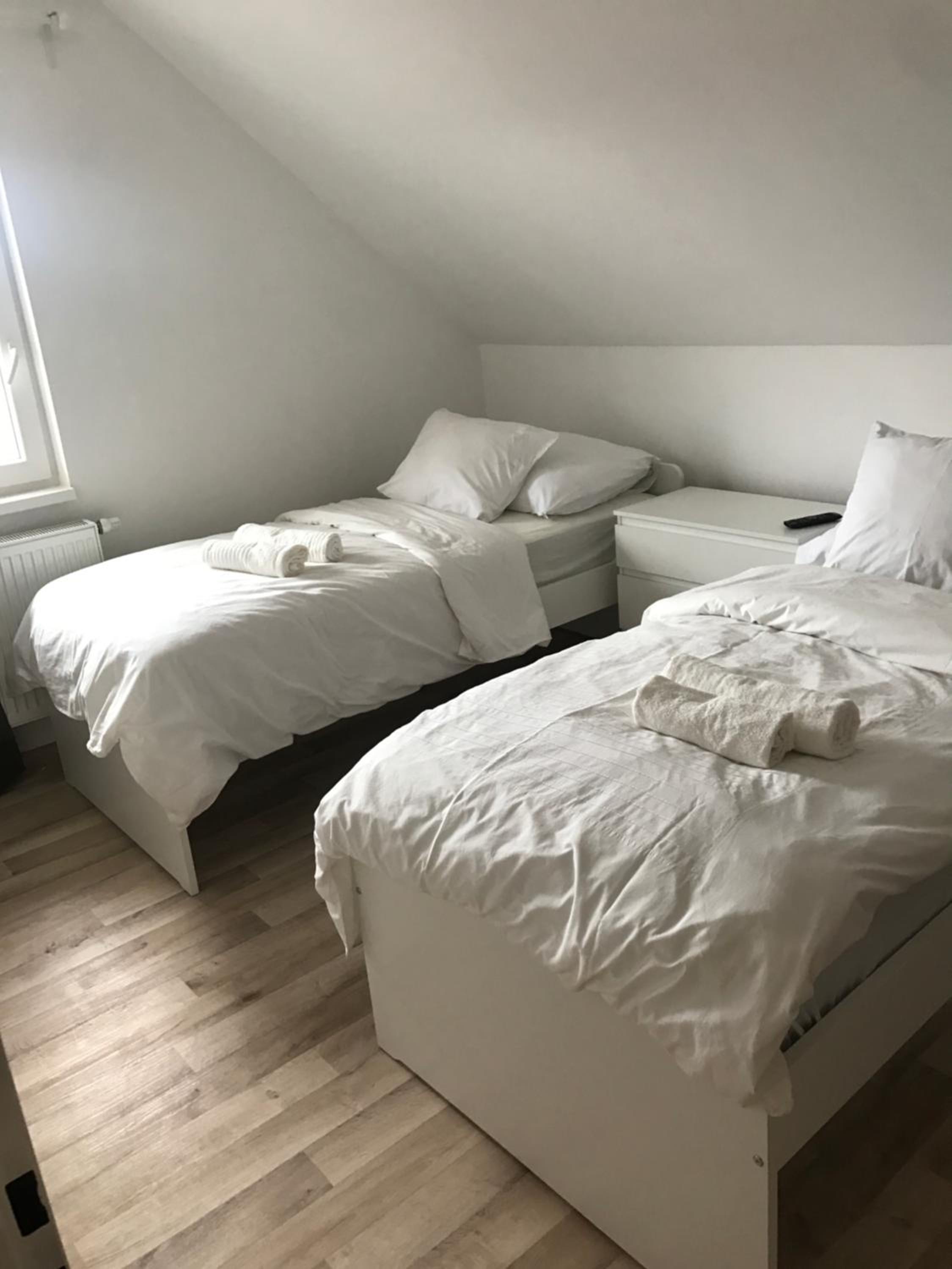 One-Bedroom Apartment - Photo 3