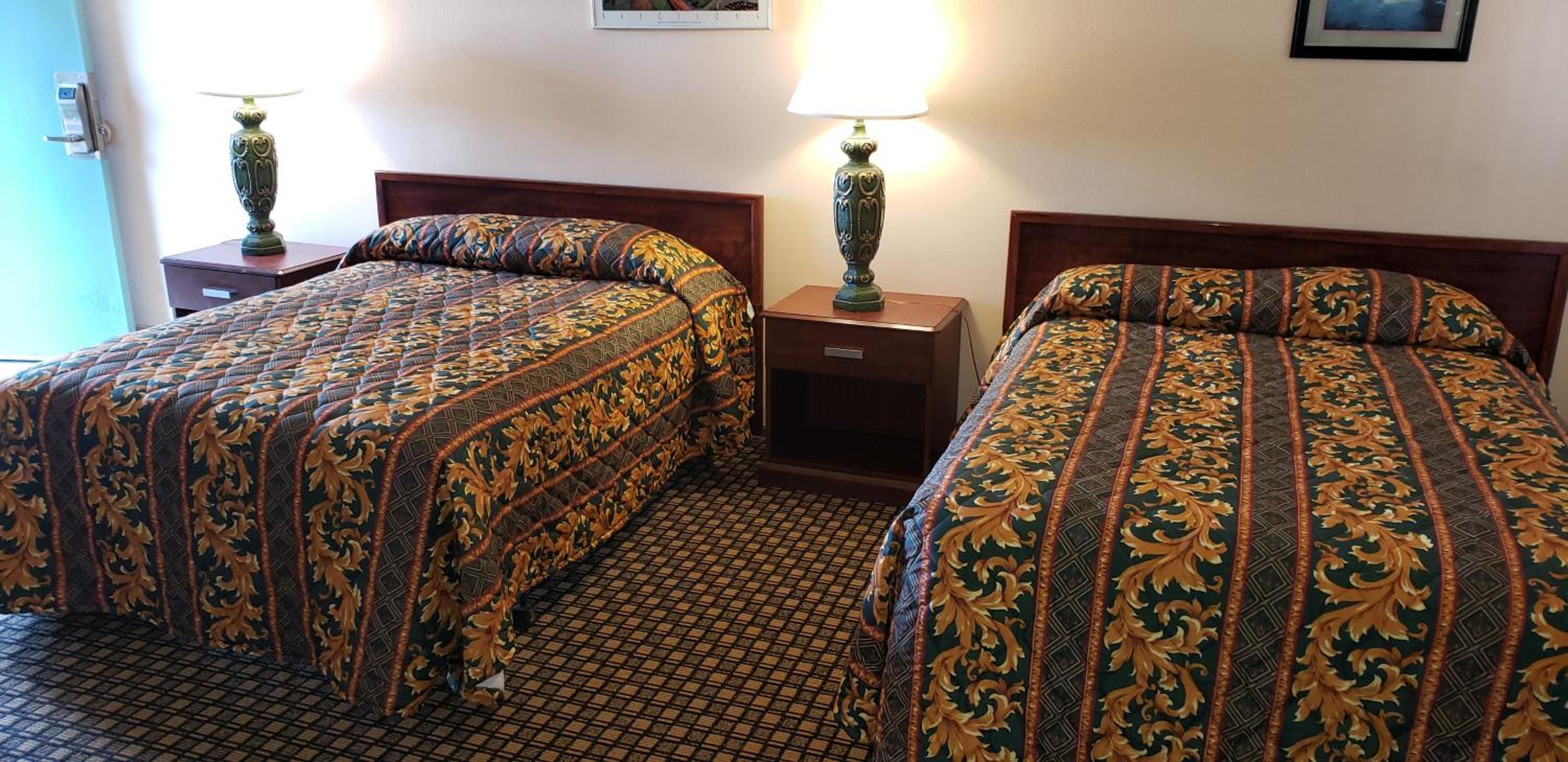 Double Room - Non-Smoking  - Photo 3