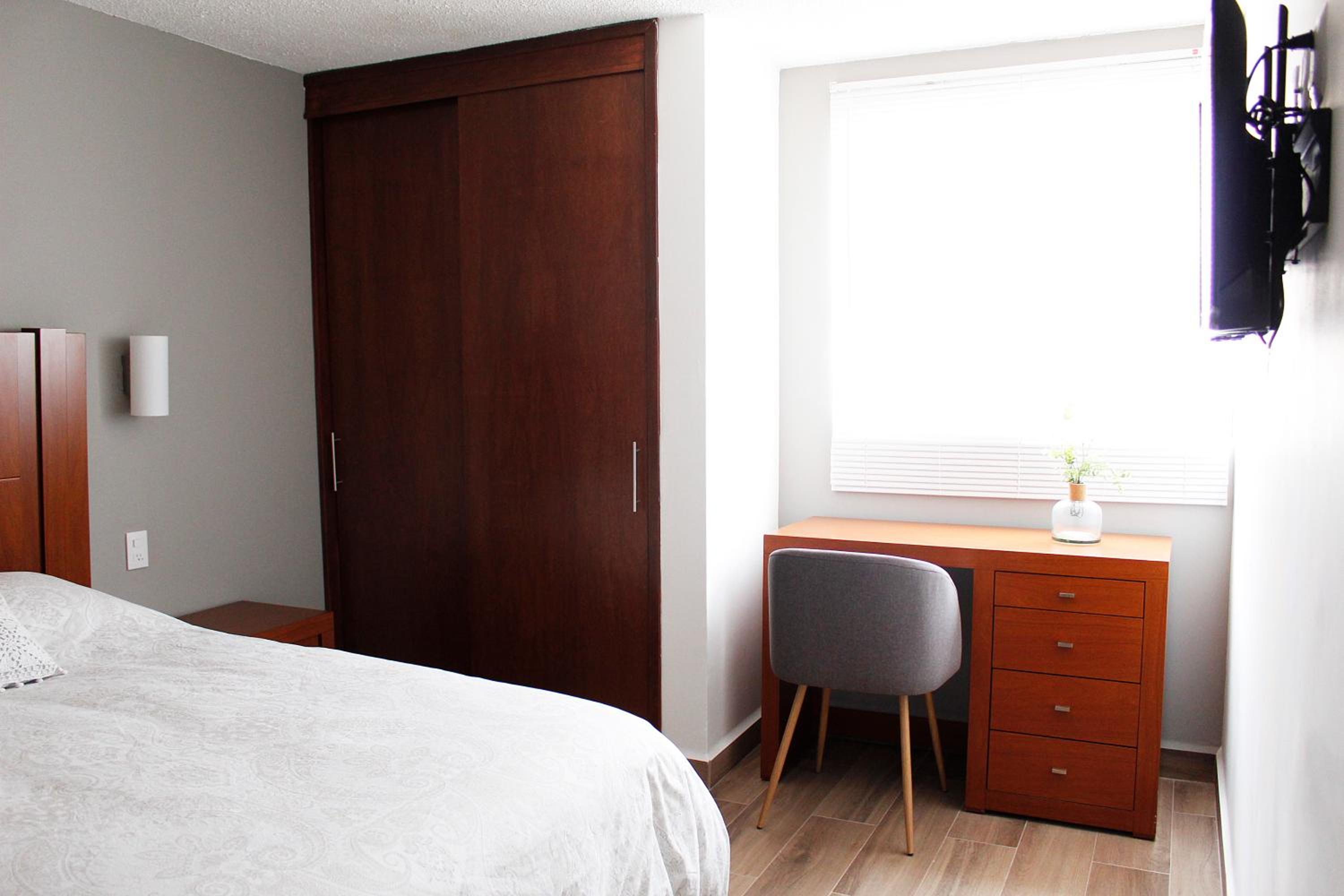 Large Double Room - Photo 4