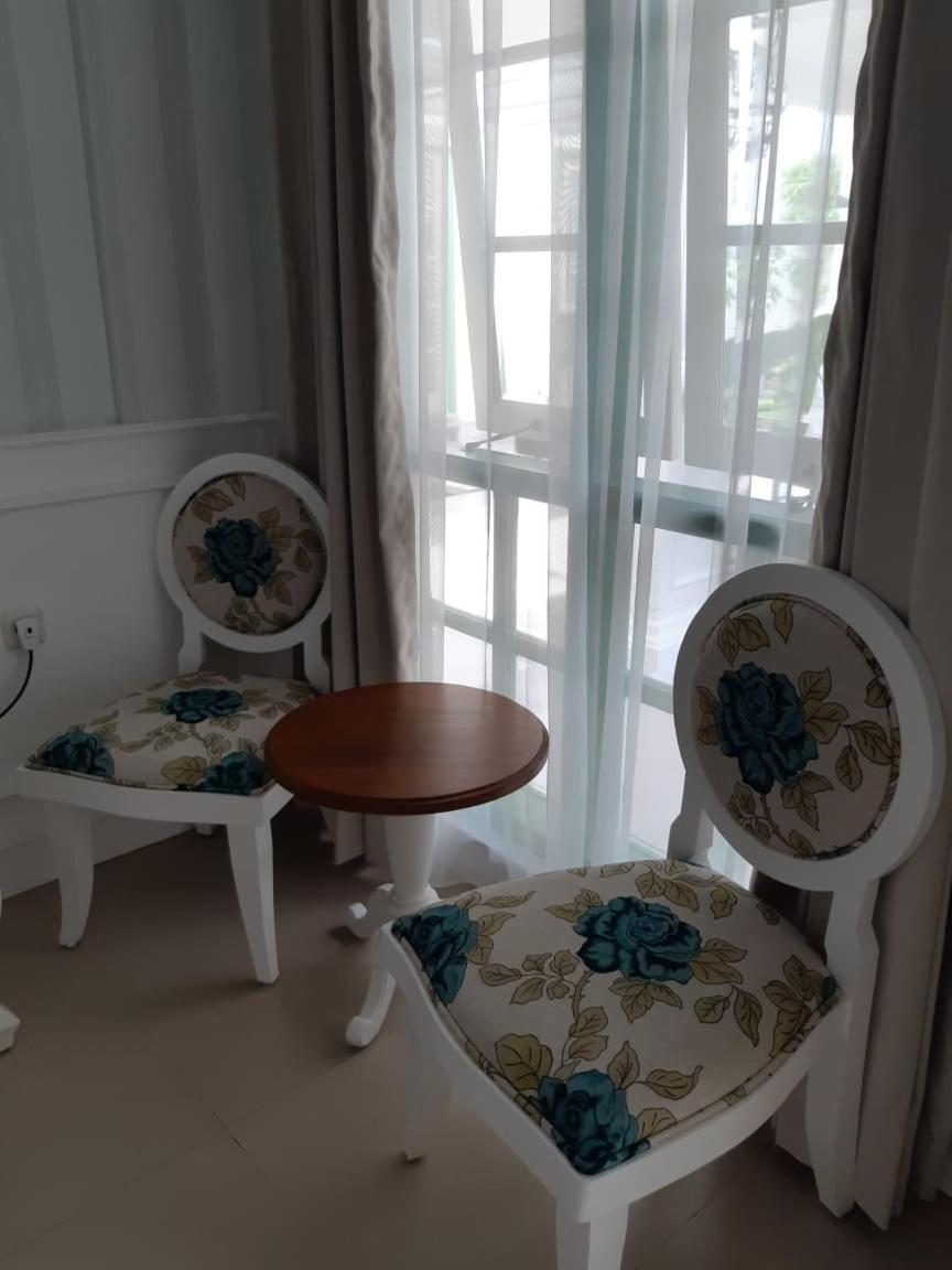 Deluxe Twin Room - Photo 2