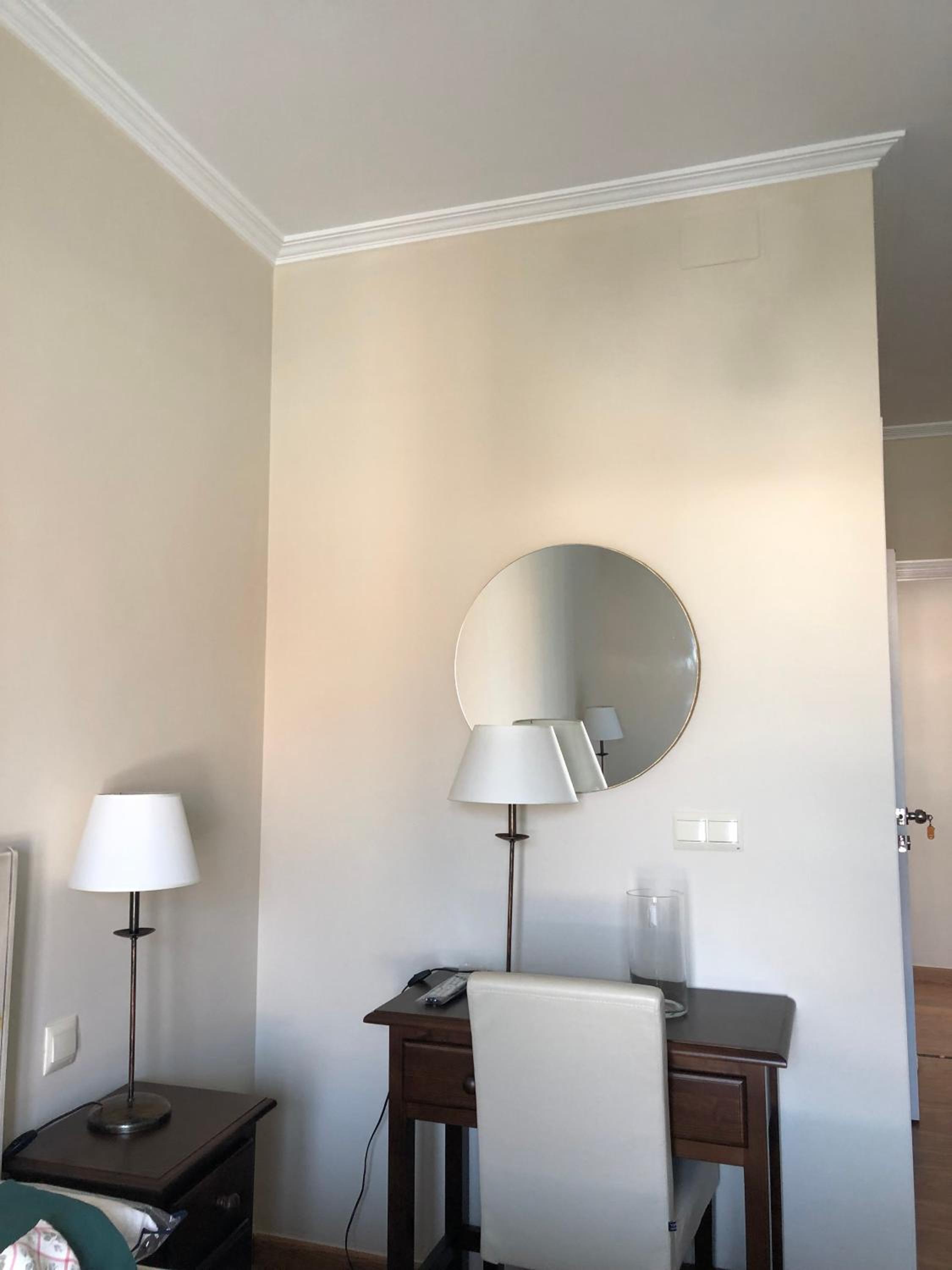 Twin Room - Photo 1