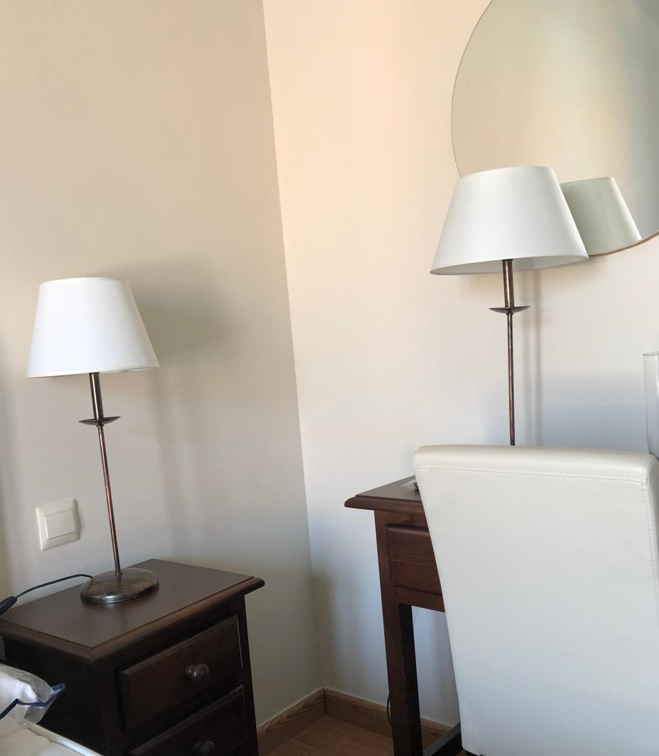 Twin Room - Photo 3