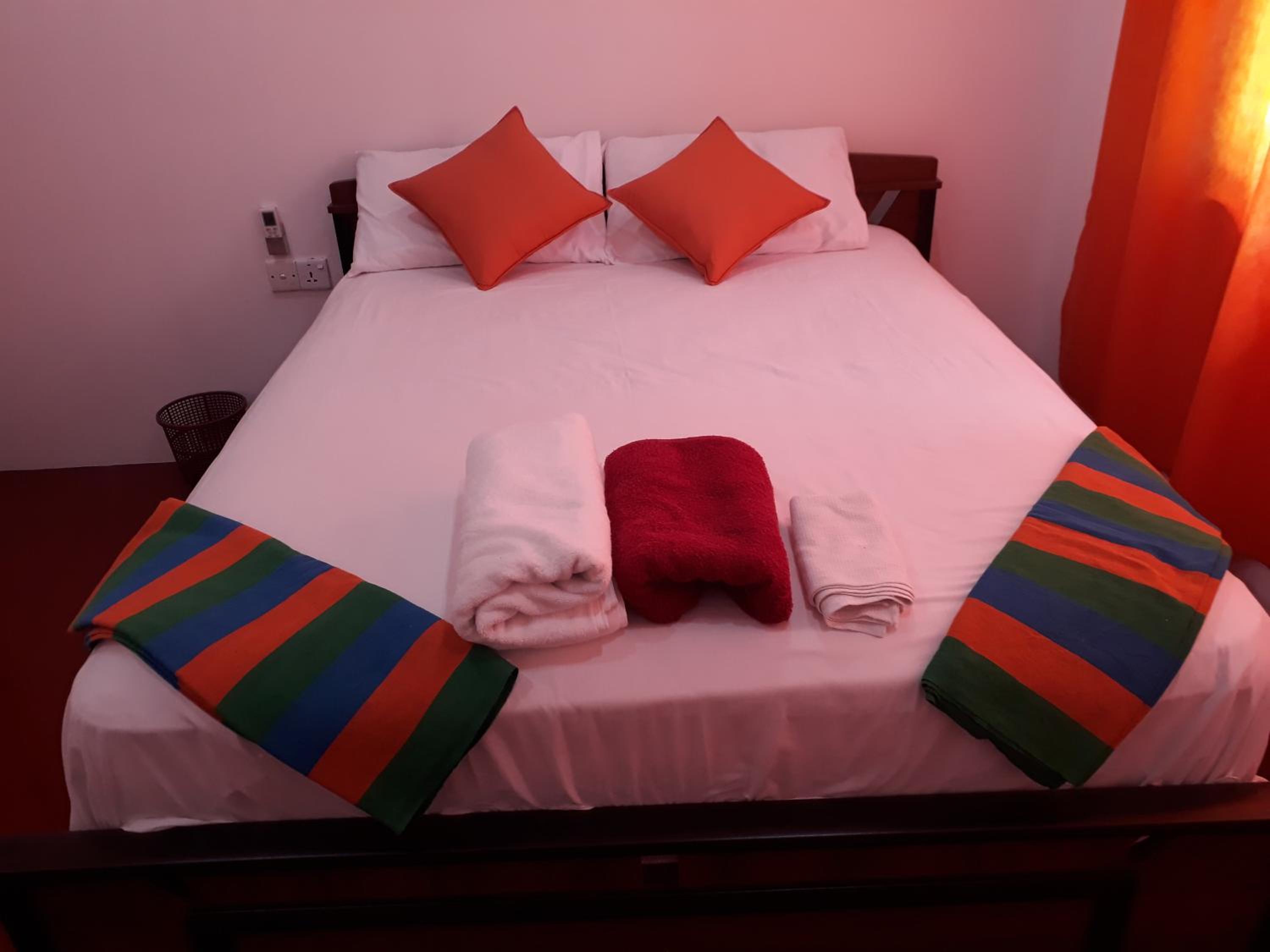 Double Room with Private Bathroom photo 3