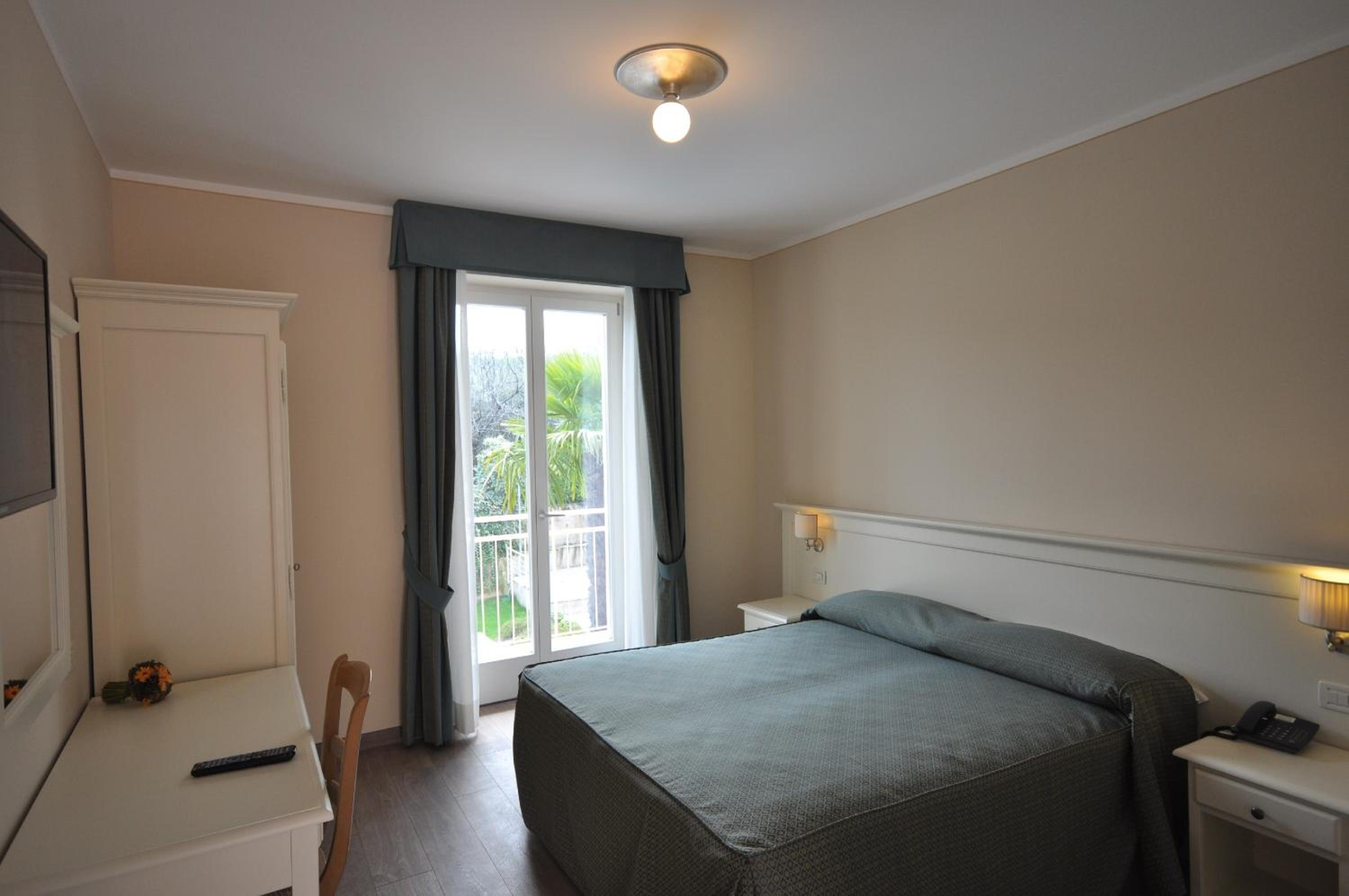 Superior Double Room photo 2