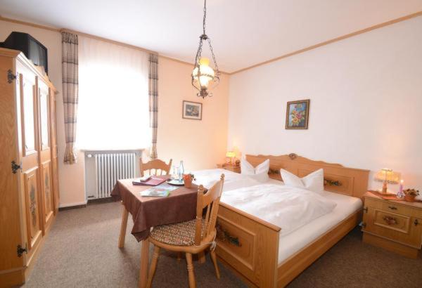 Economy Double Room photo 1