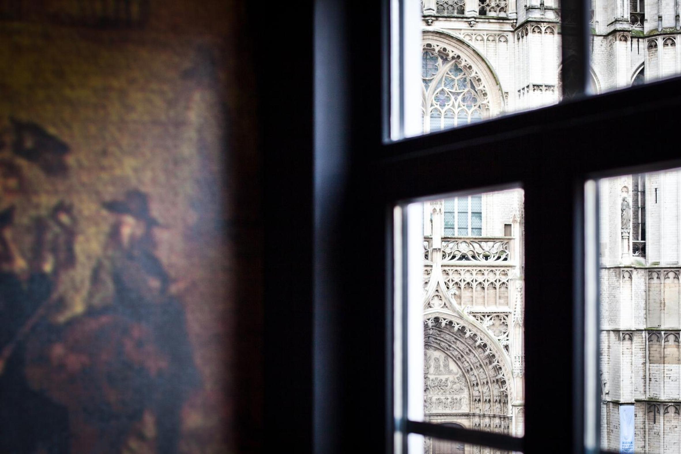 Deluxe Double Room with bath and Cathedral View - Photo 22