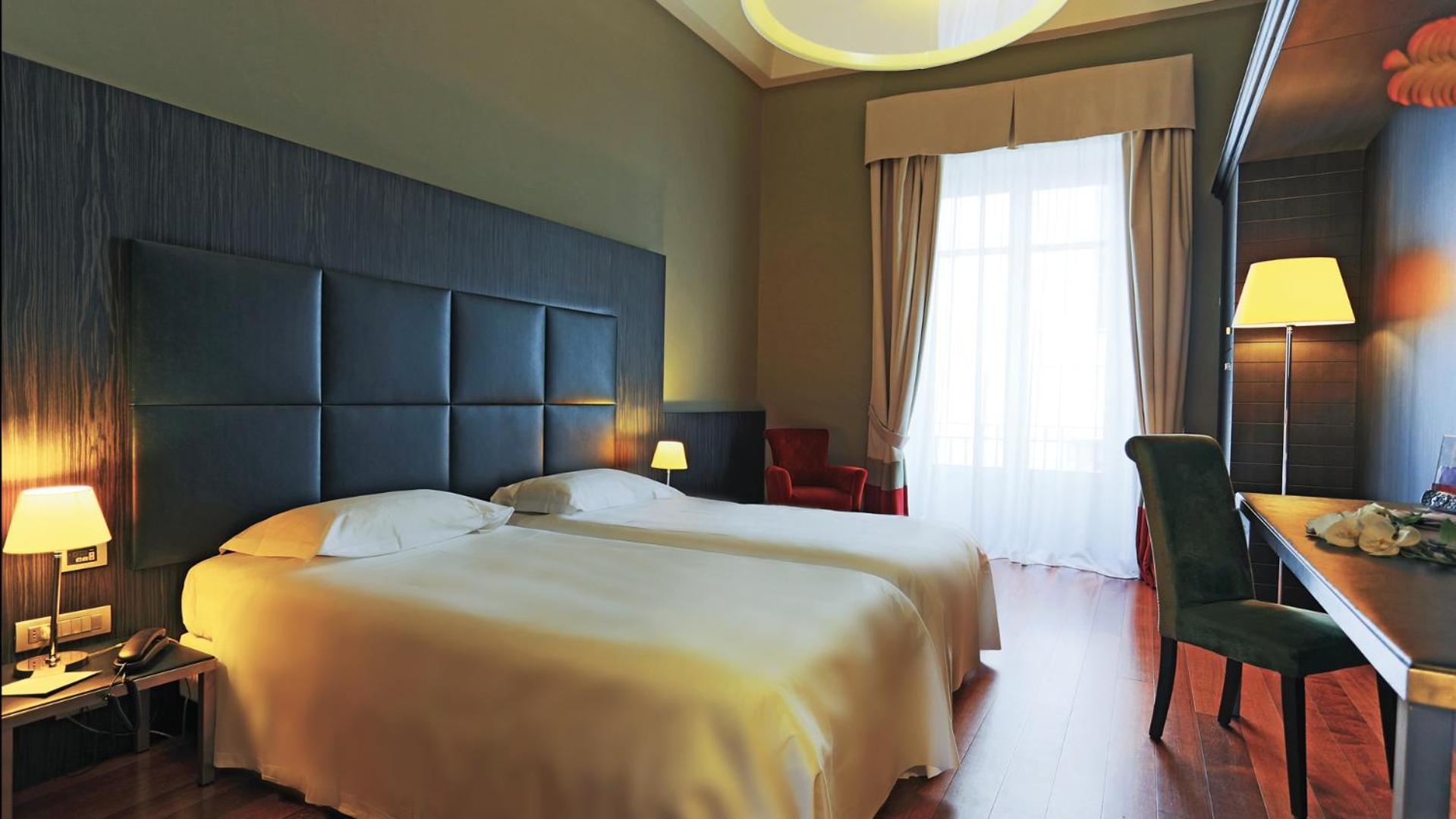 Classic Double or Twin Room - Photo 2