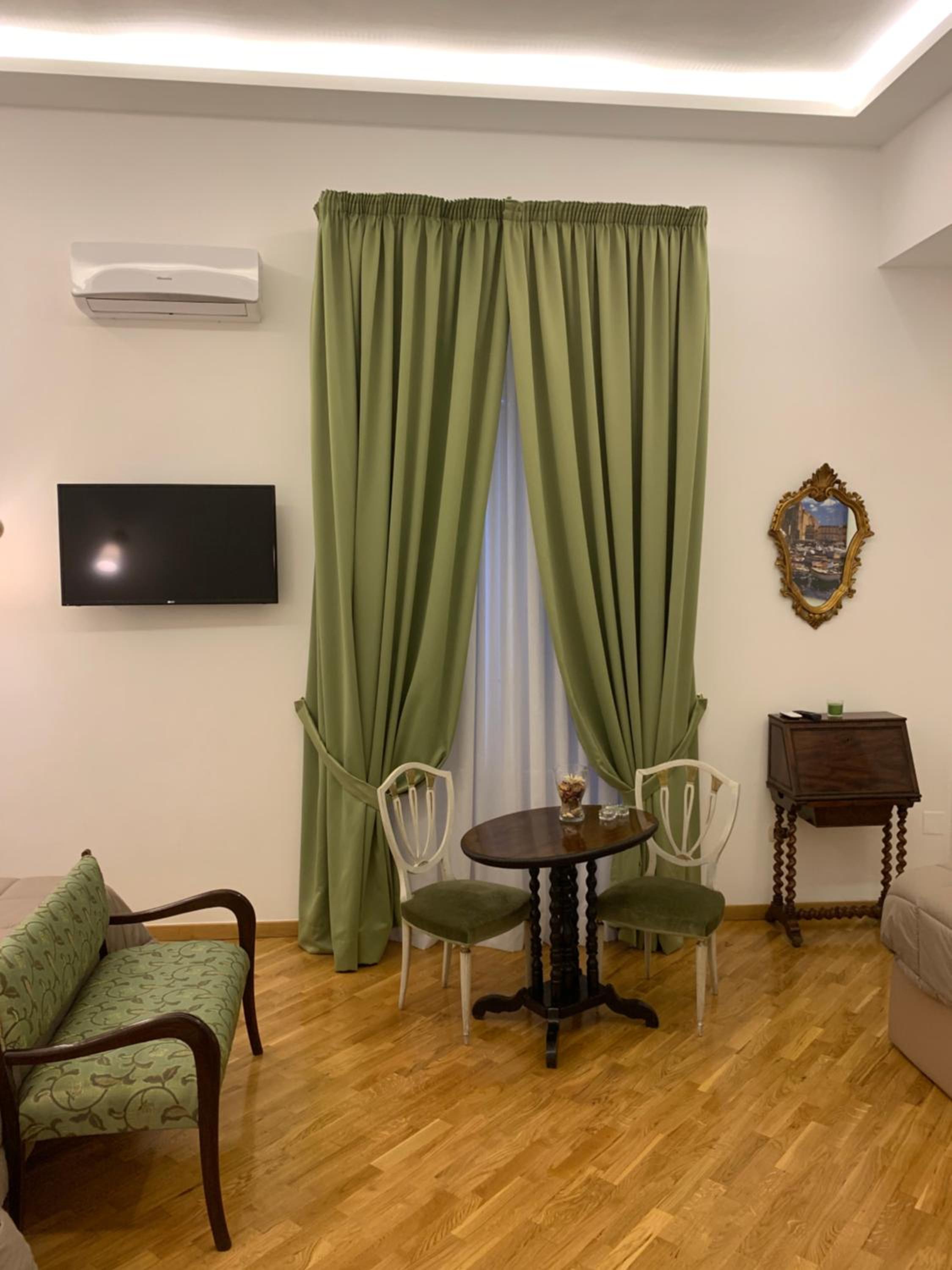 Quadruple Room with Sea View