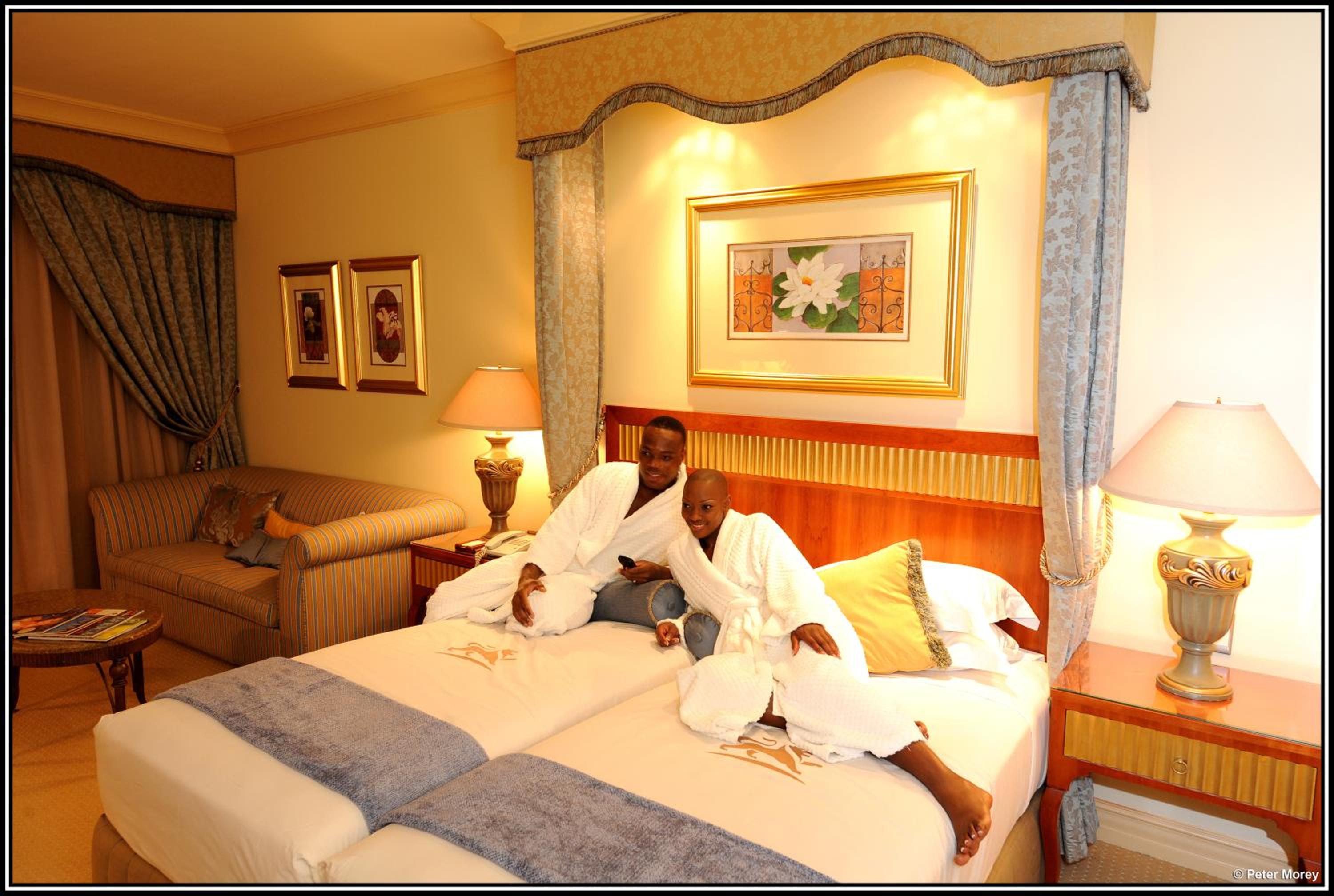 Club Superior King Room - Photo 3