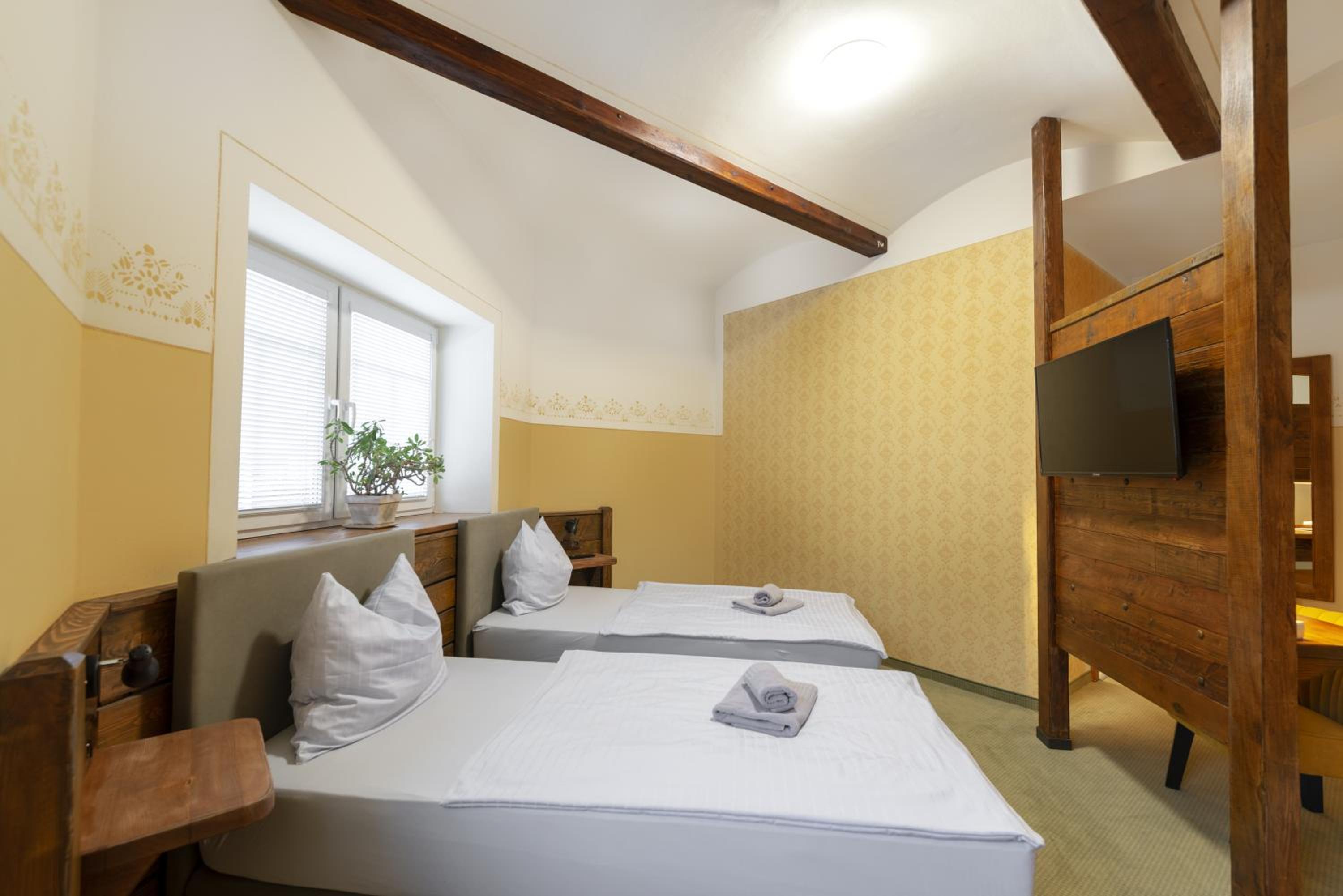 Standard Double Room photo 2