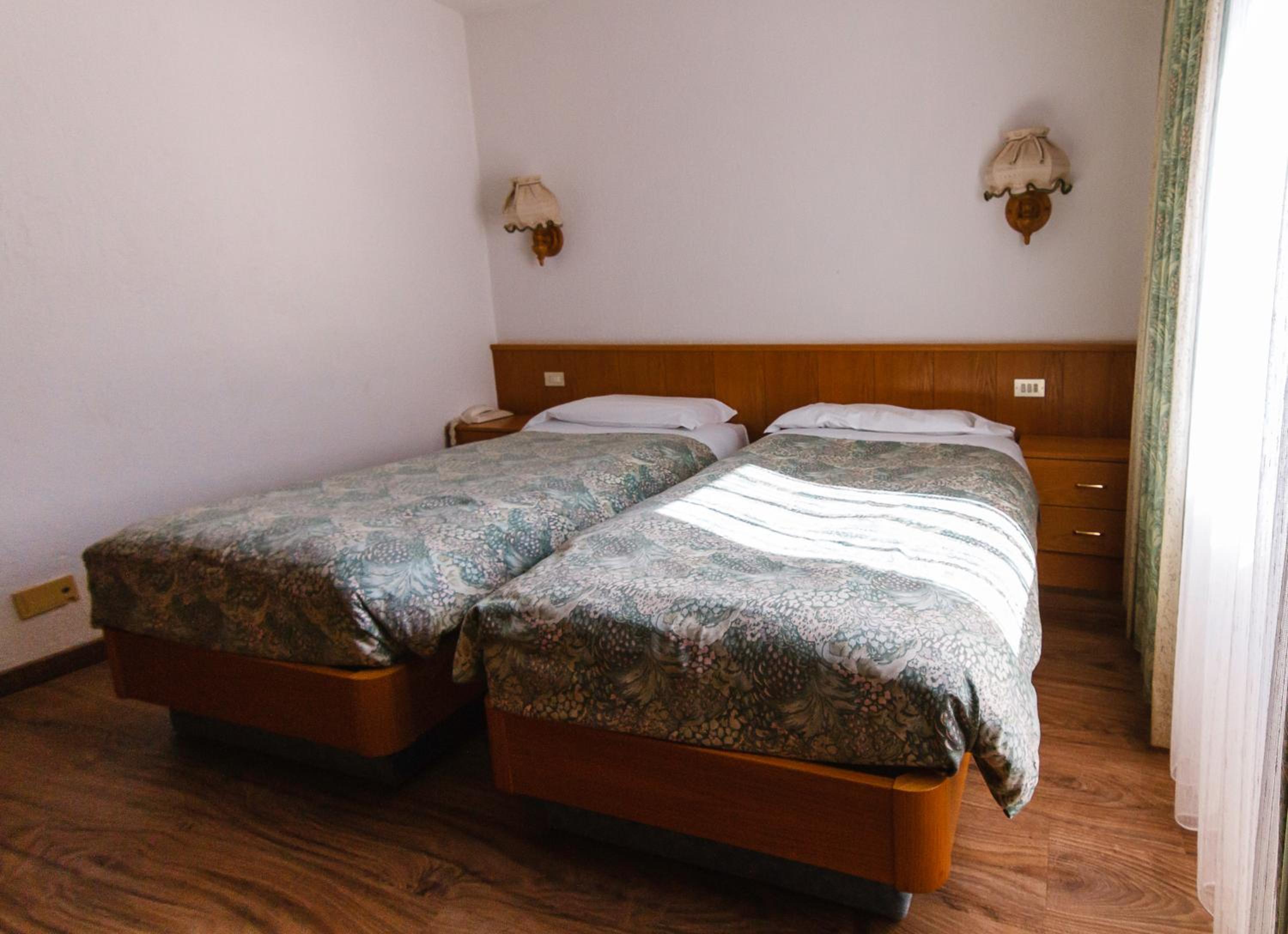 Twin Room with Balcony
