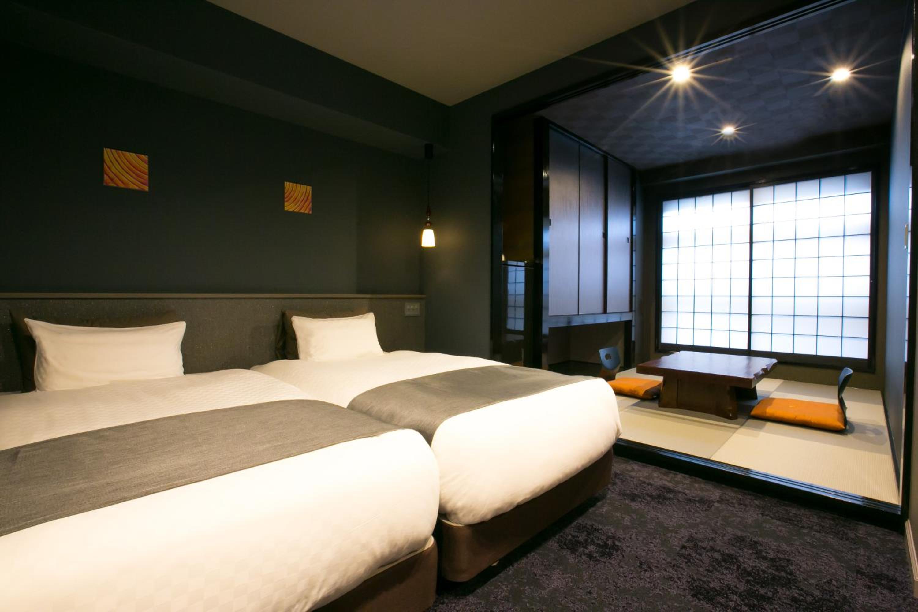 Deluxe Twin Room - Photo 3