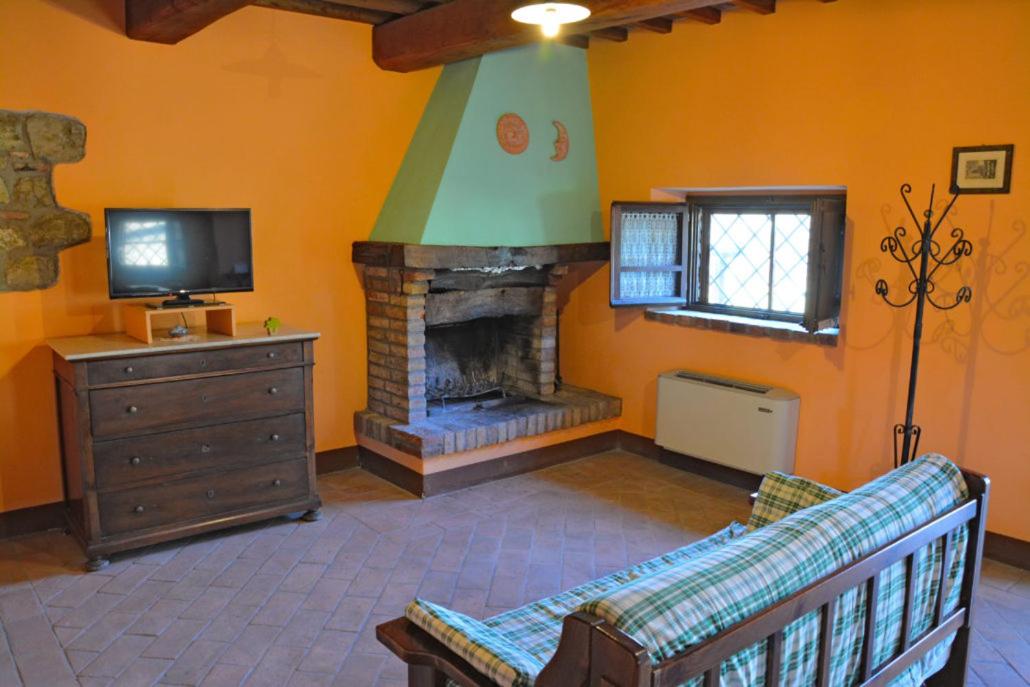 Apartment - Split Level photo 3