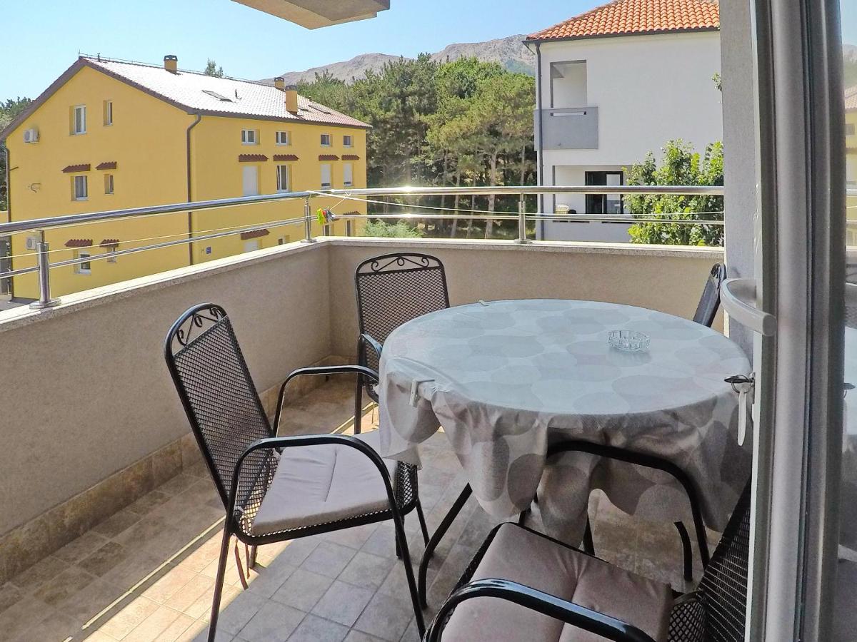 Two-Bedroom Apartment with Balcony