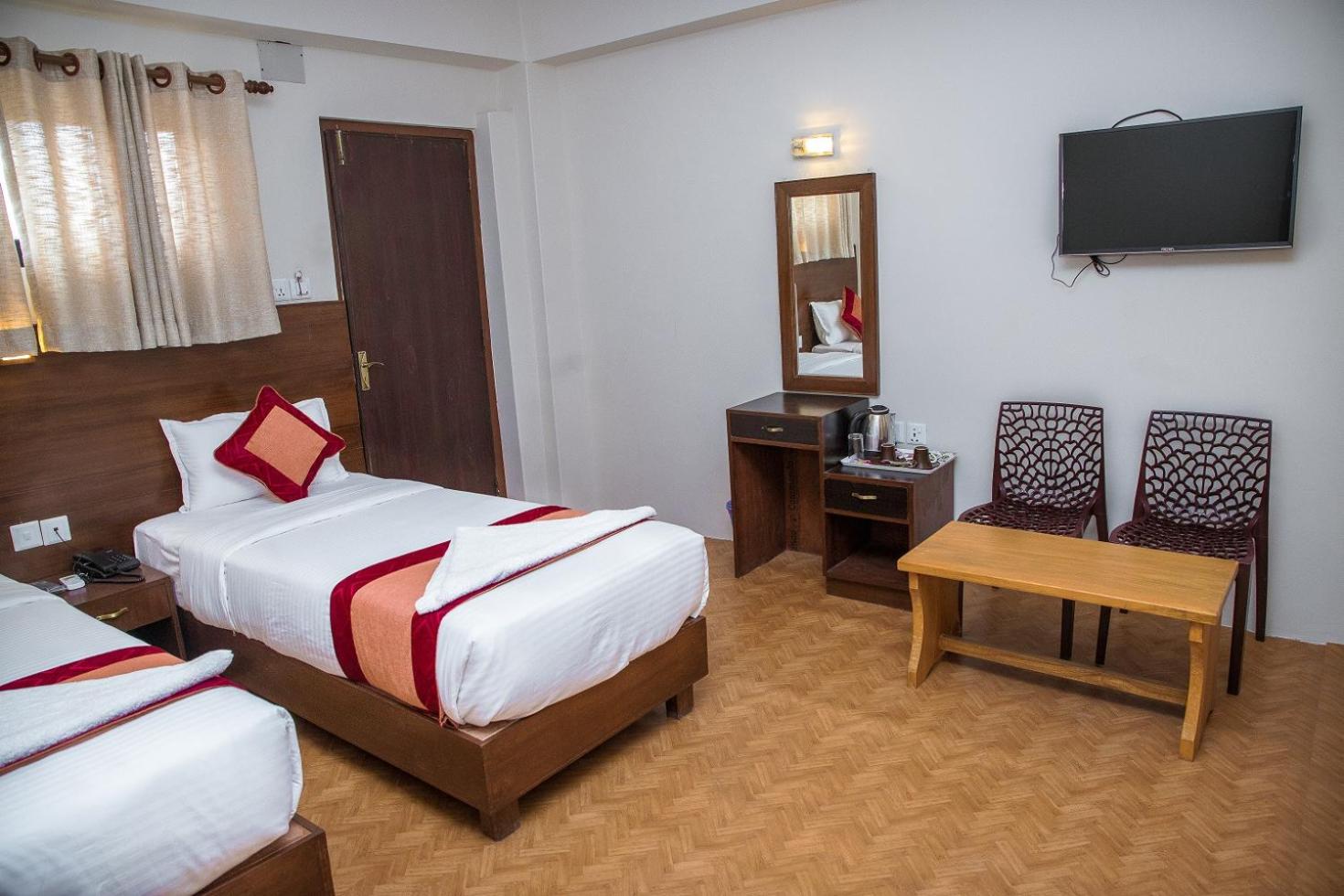 Deluxe Twin Room with Sea View