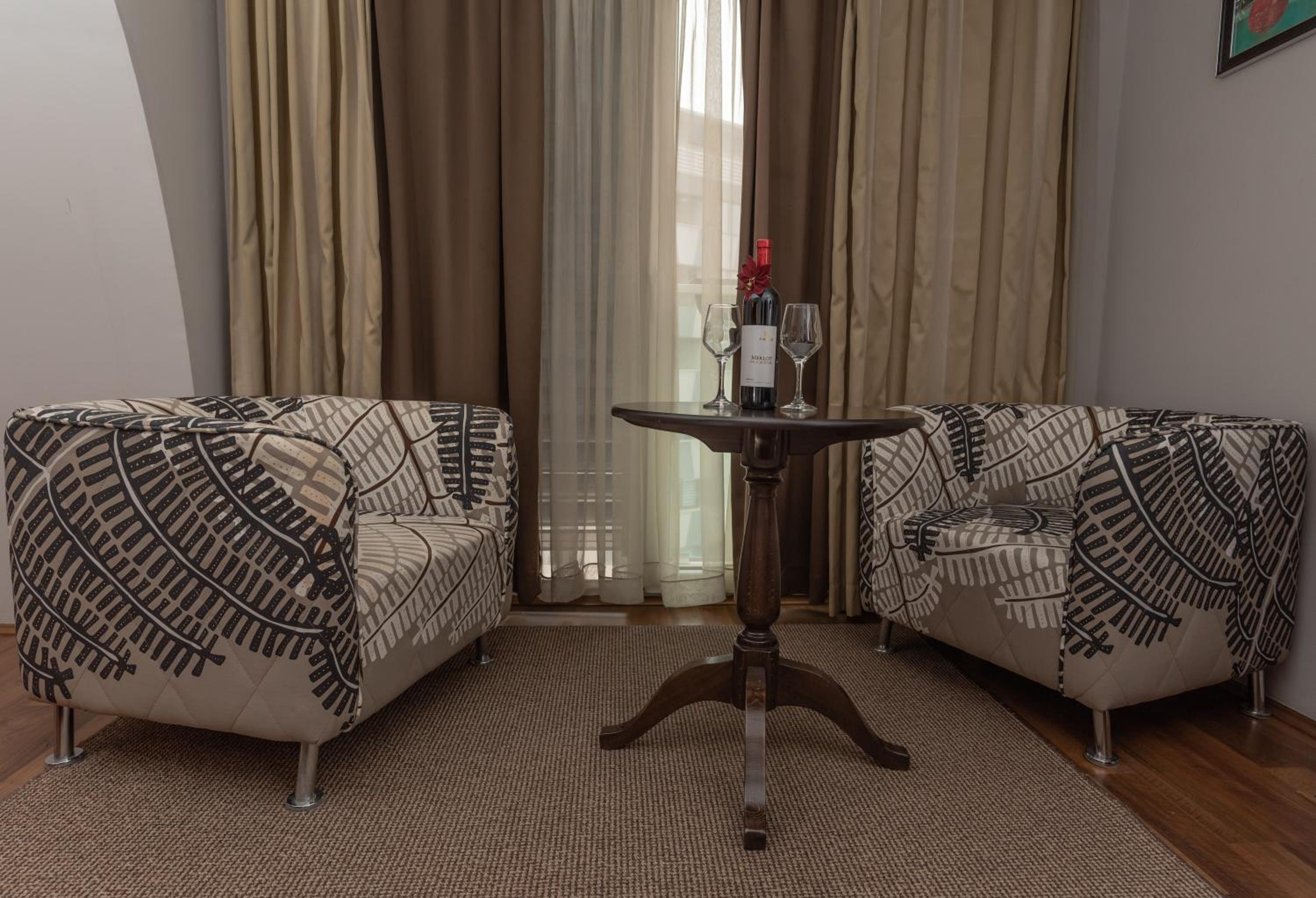 Deluxe Double Room with Spa Bath  - Photo 9