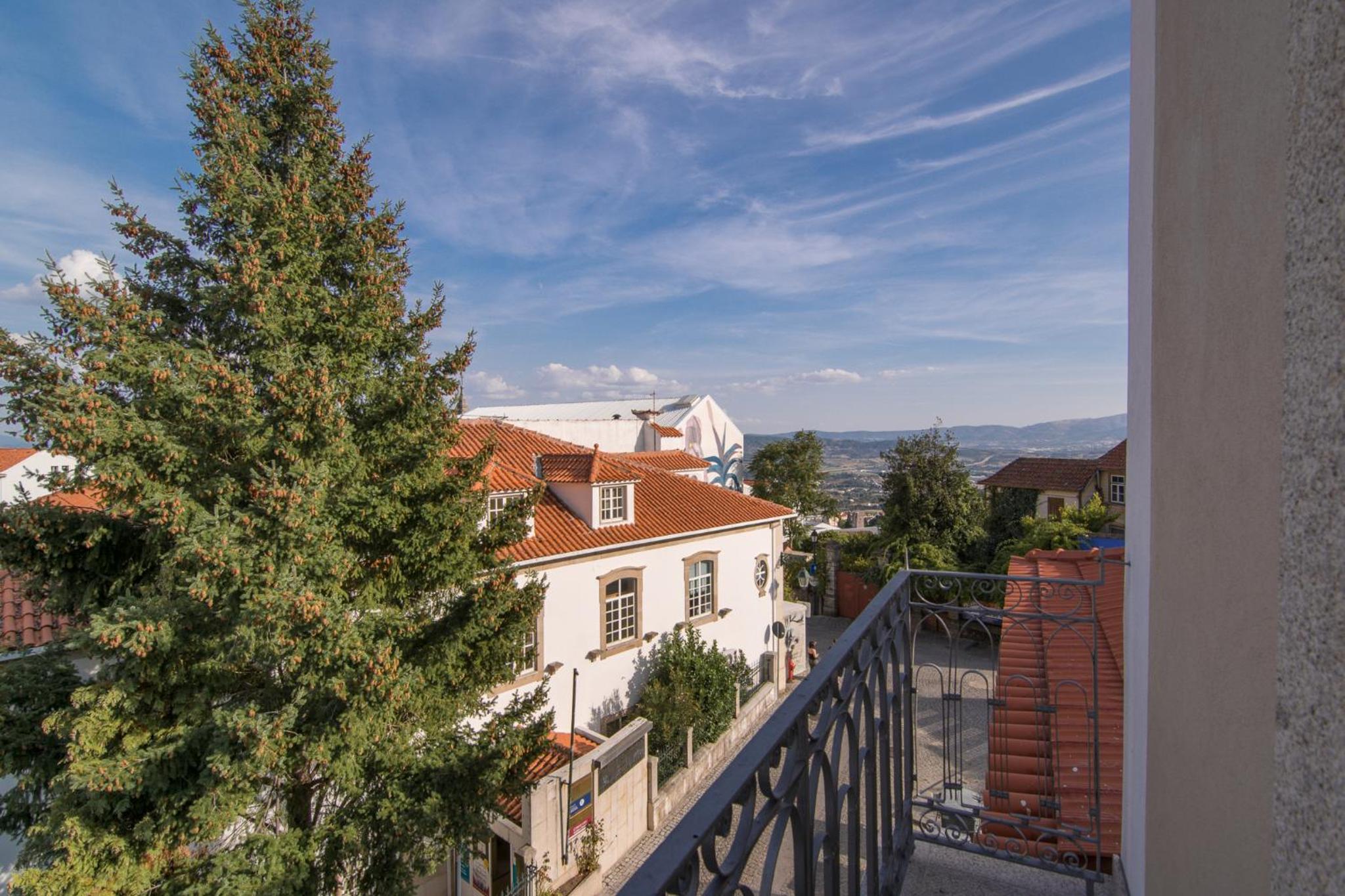 Double or Twin Room with Balcony - Photo 7