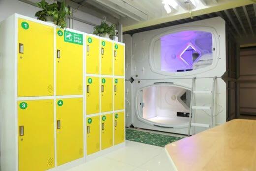 Bed in 6-Bed Dormitory Room photo 3