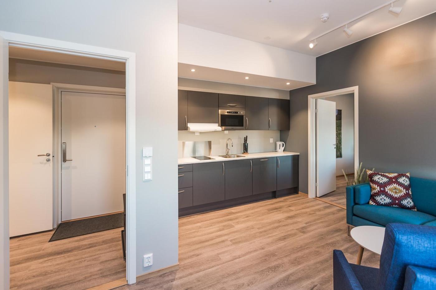 Two-Bedroom Apartment - Photo 8