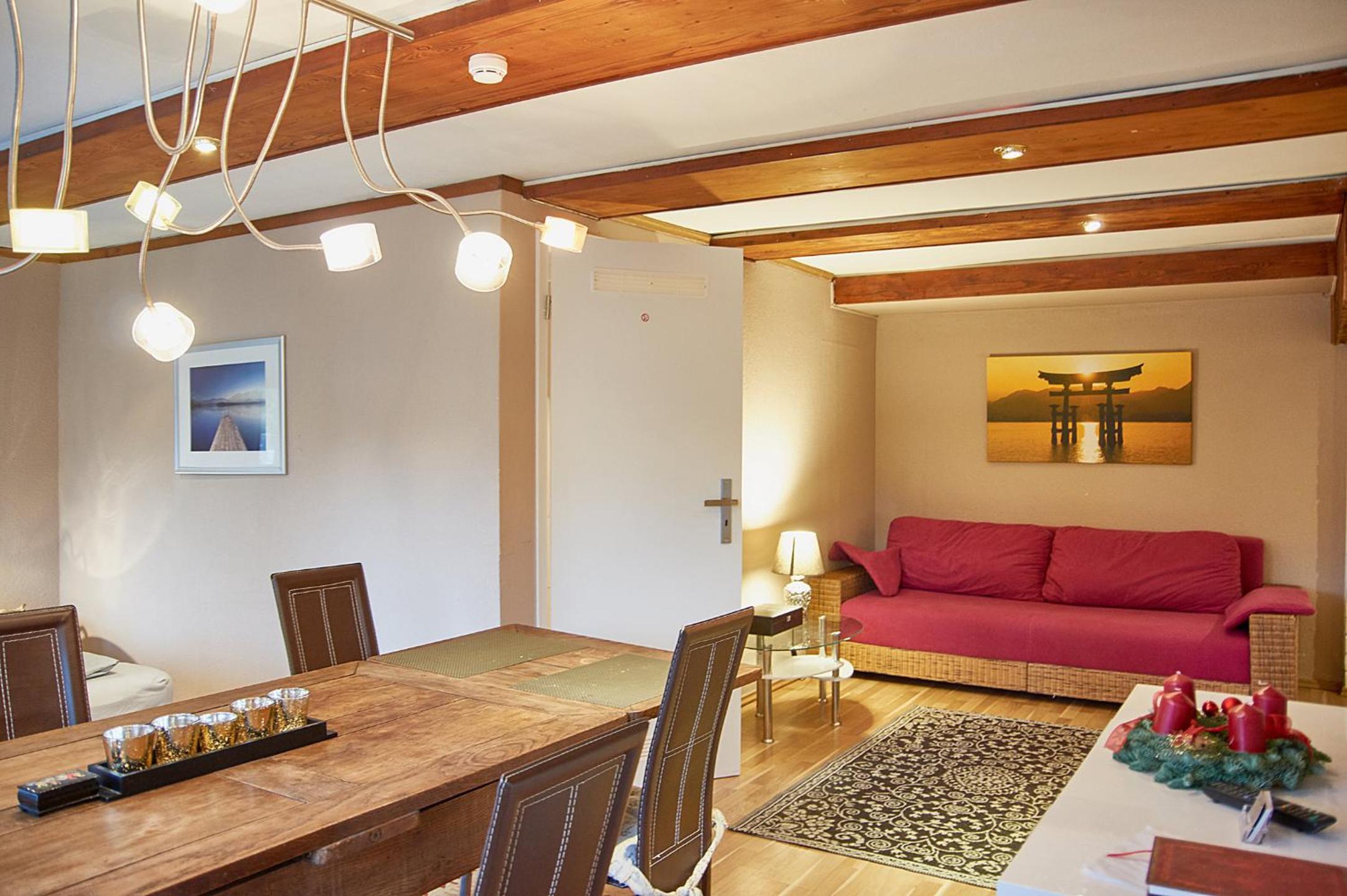 One-Bedroom Apartment - Photo 9