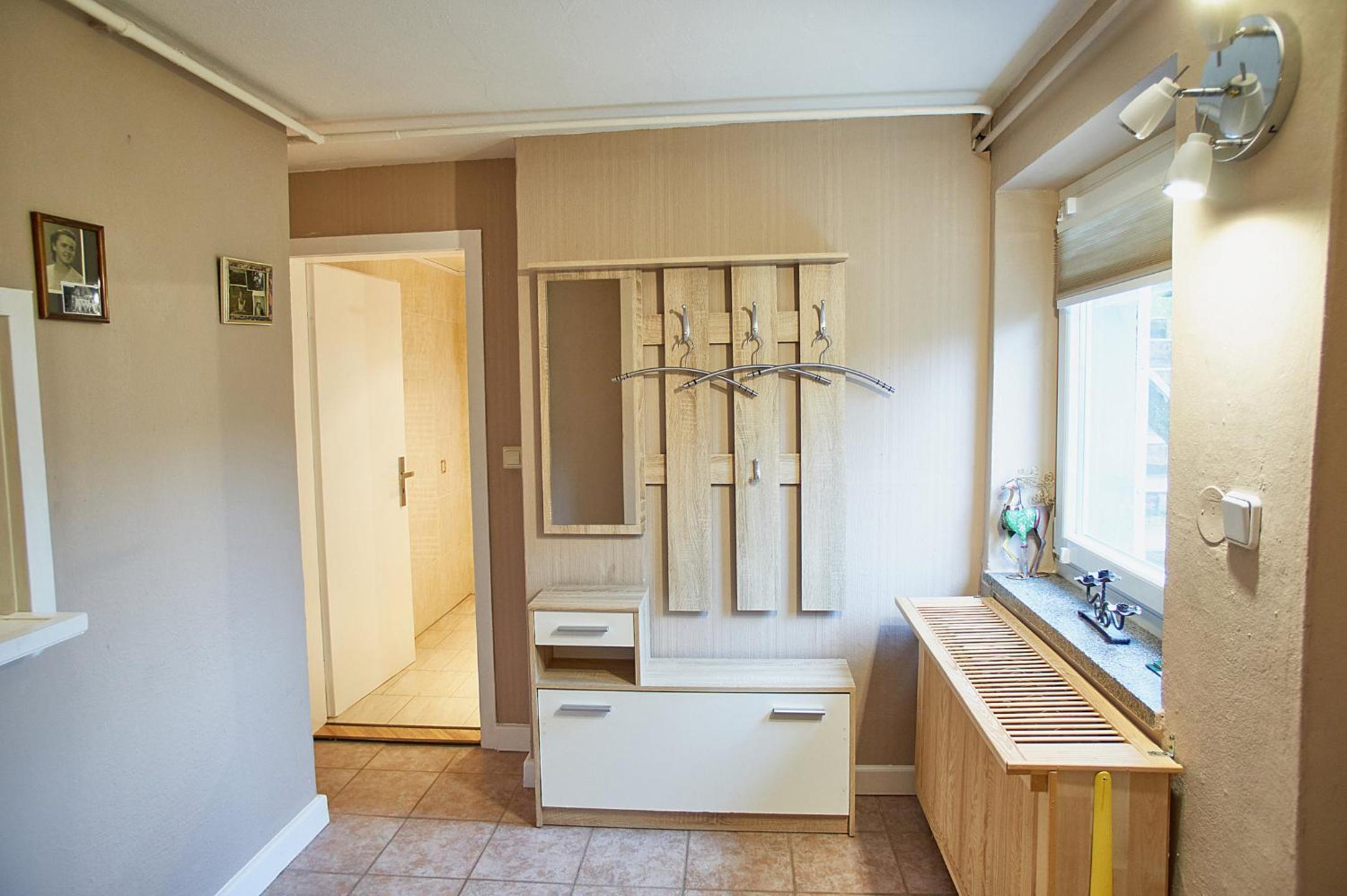 One-Bedroom Apartment - Photo 3