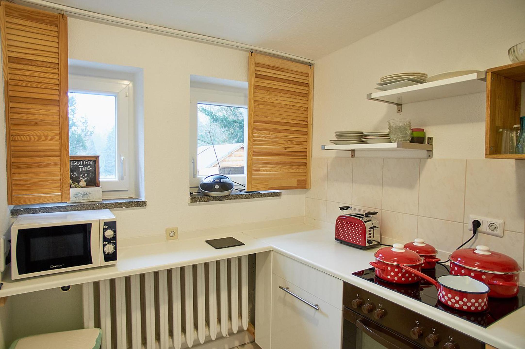 Apartment with Shower - Photo 12