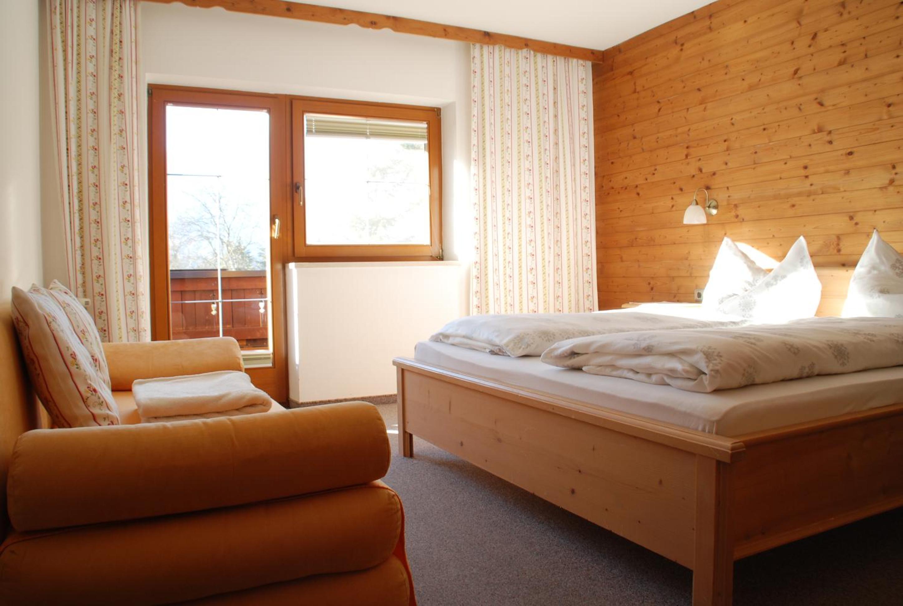 Two-Bedroom Apartment with Balcony photo 1