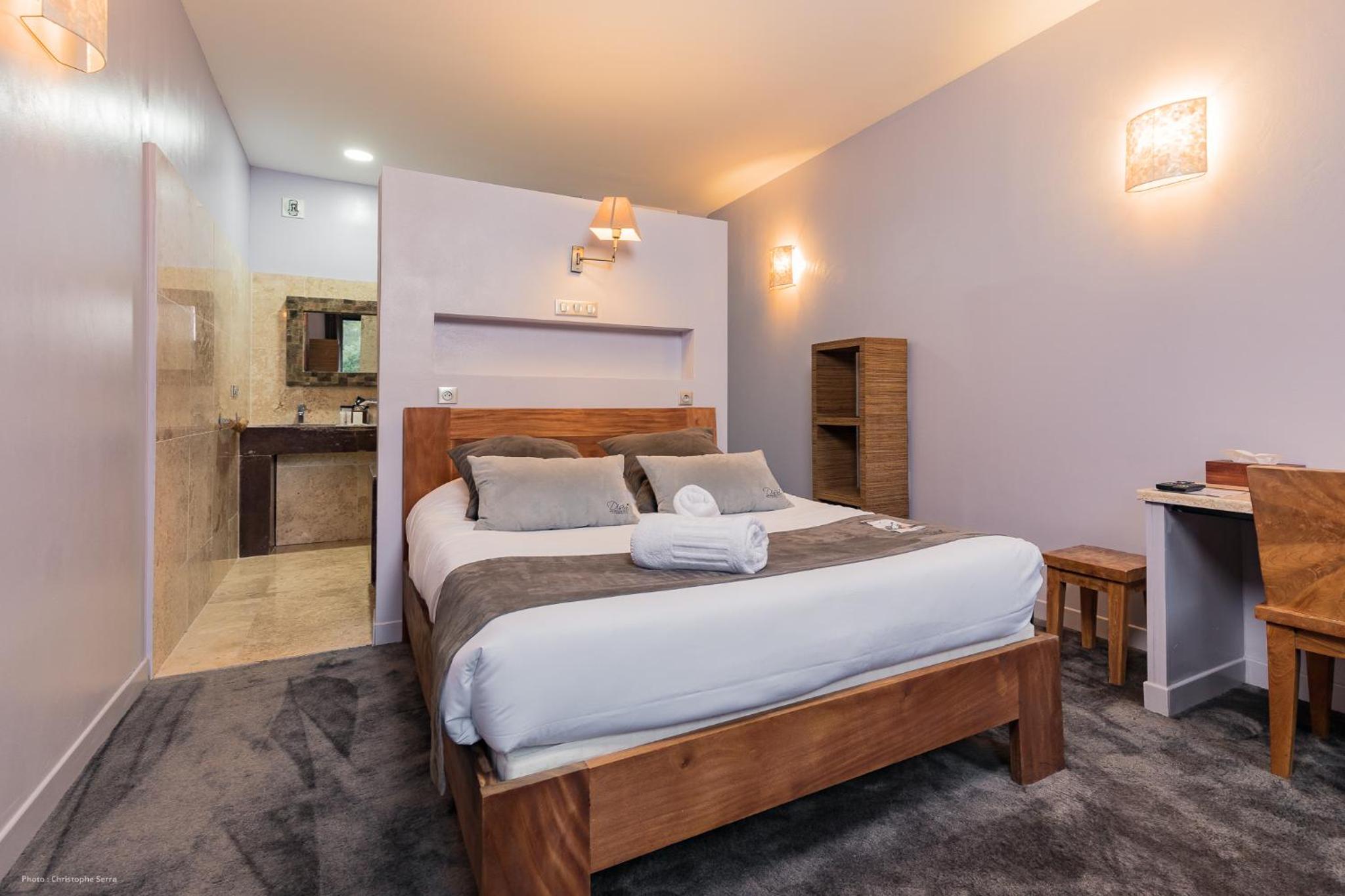 Deluxe Double Room - Photo 1