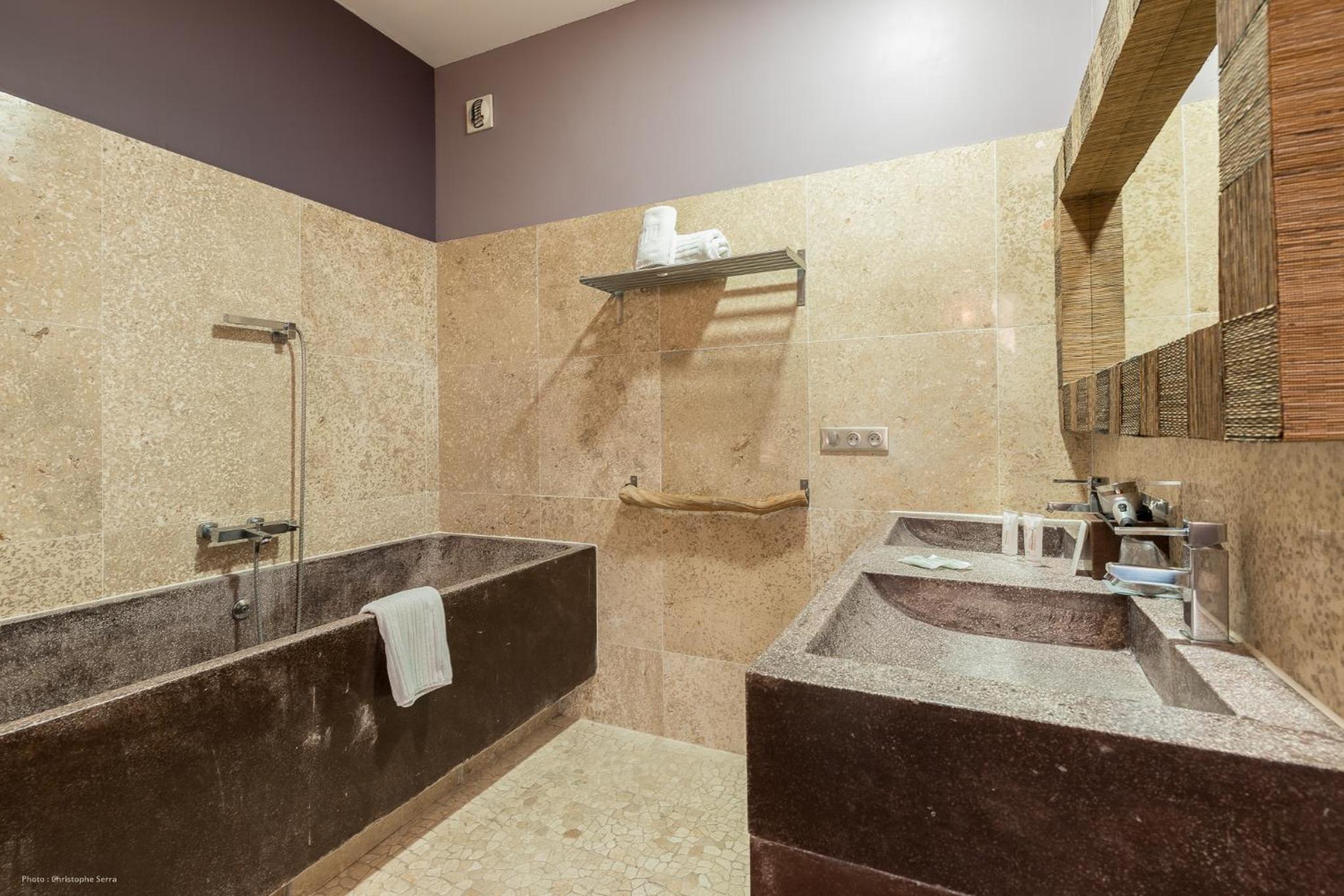 Standard Double Room - Photo 2
