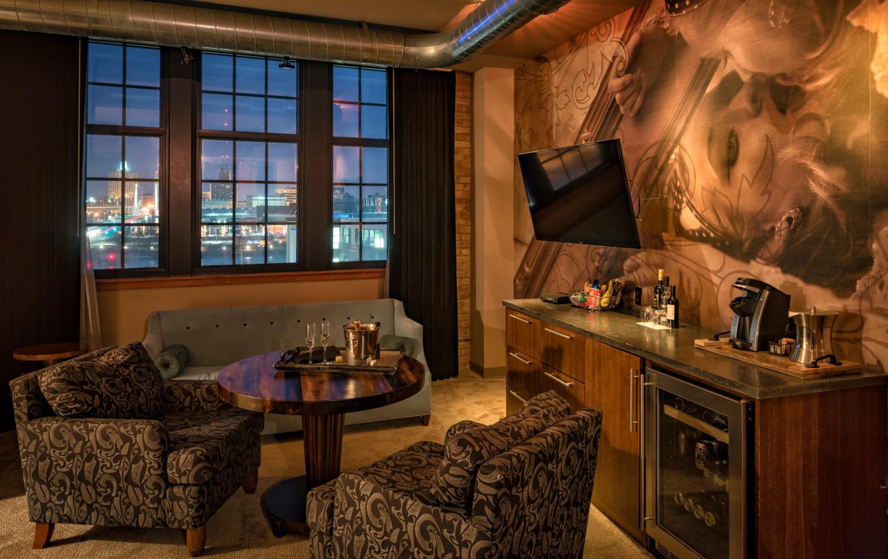 Cream City Studio Suite - Photo 5
