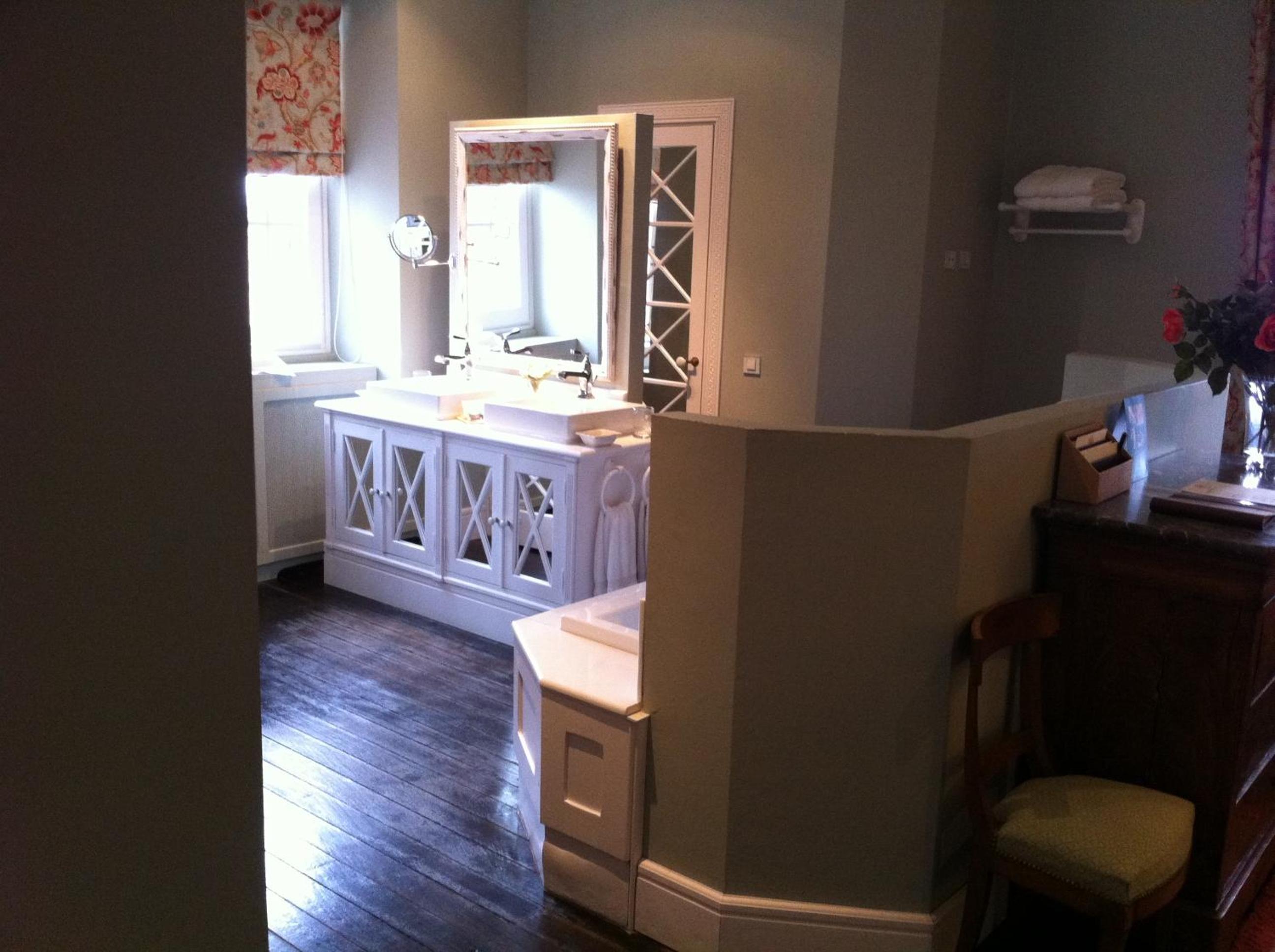 Deluxe Double or Twin Room photo 3