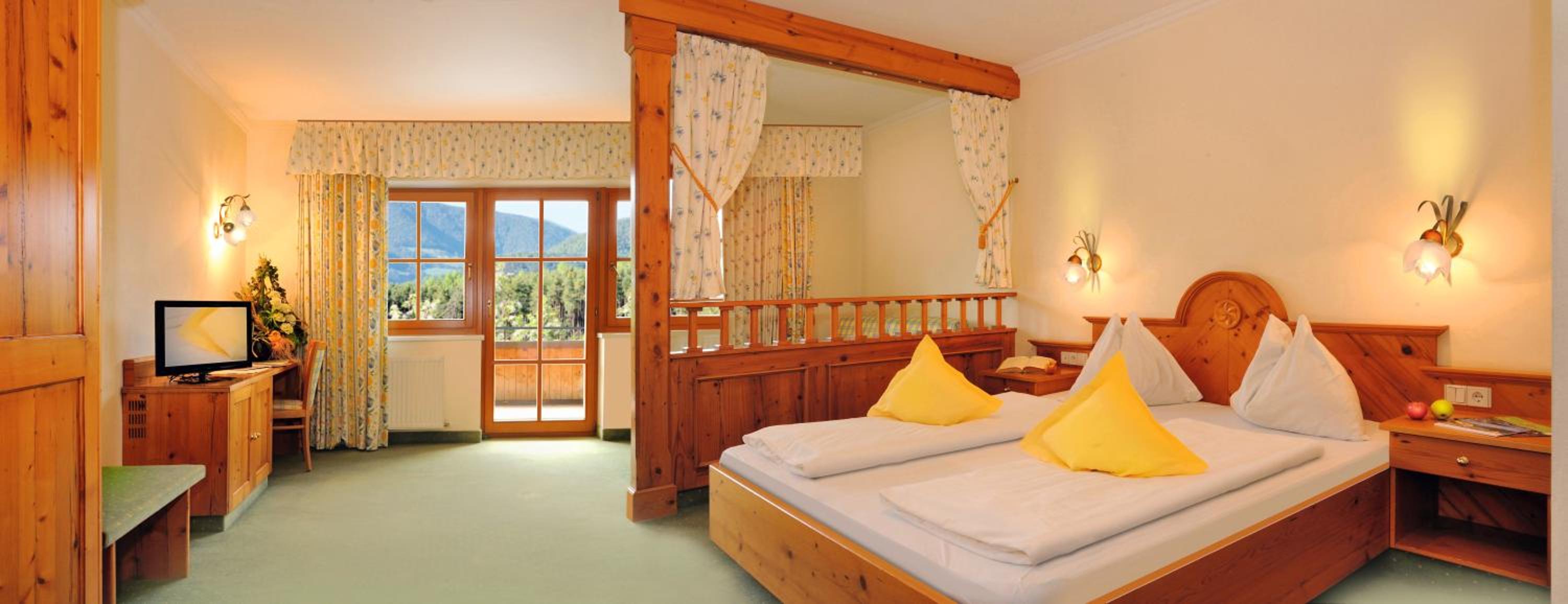 Family Junior Suite - Photo 1