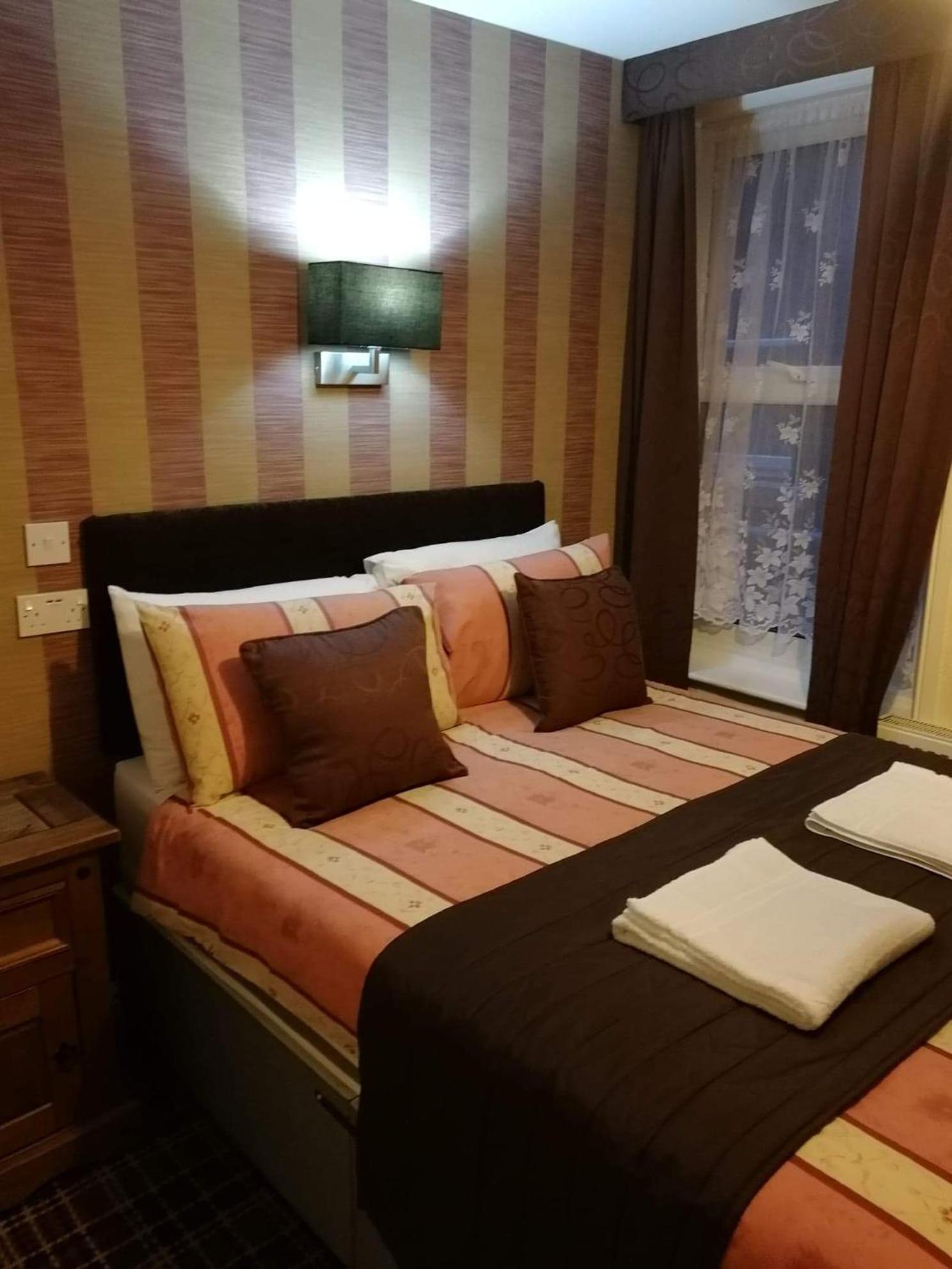 Budget Double Room photo 1