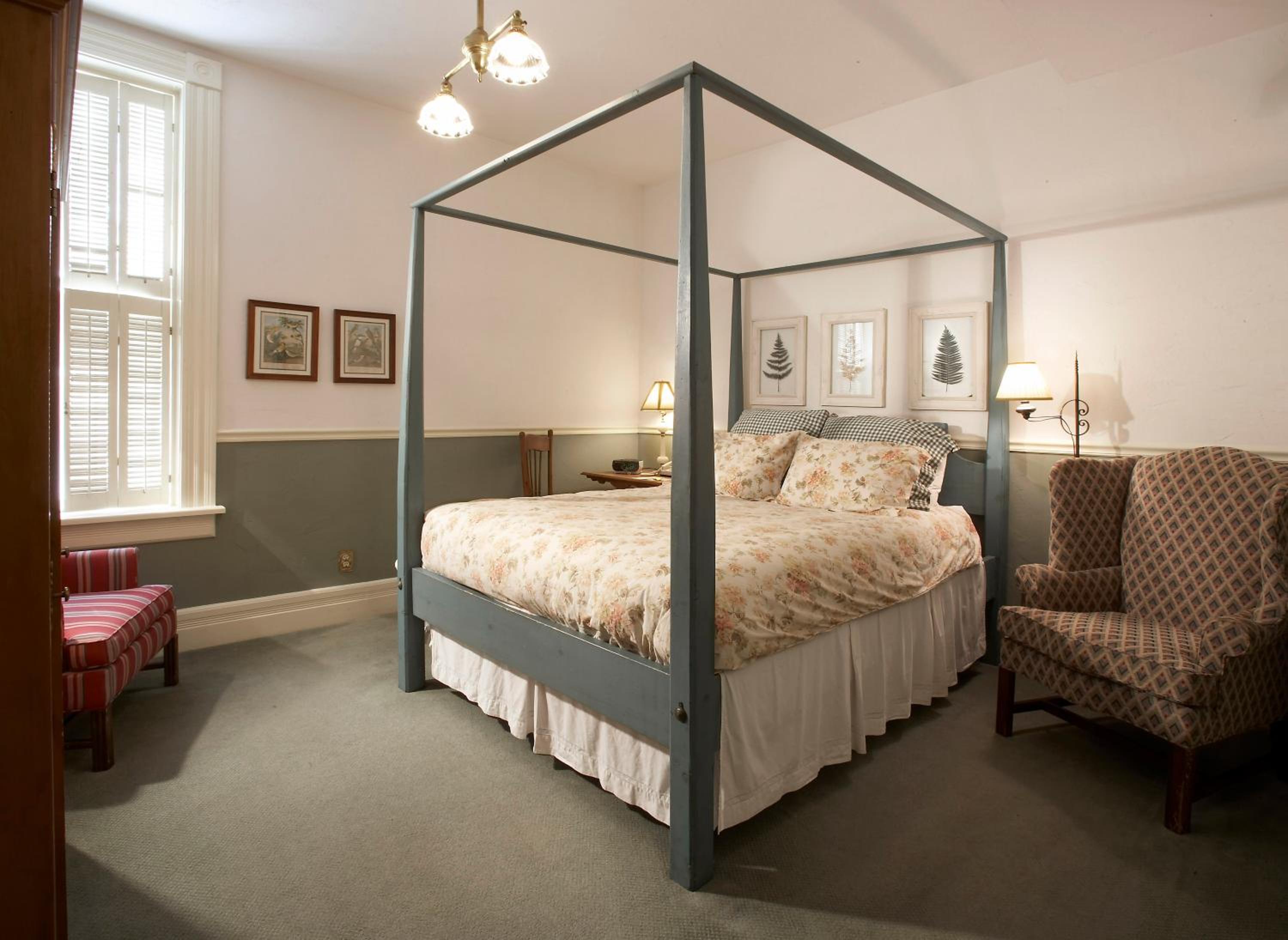 Queen Room with Spa Bath