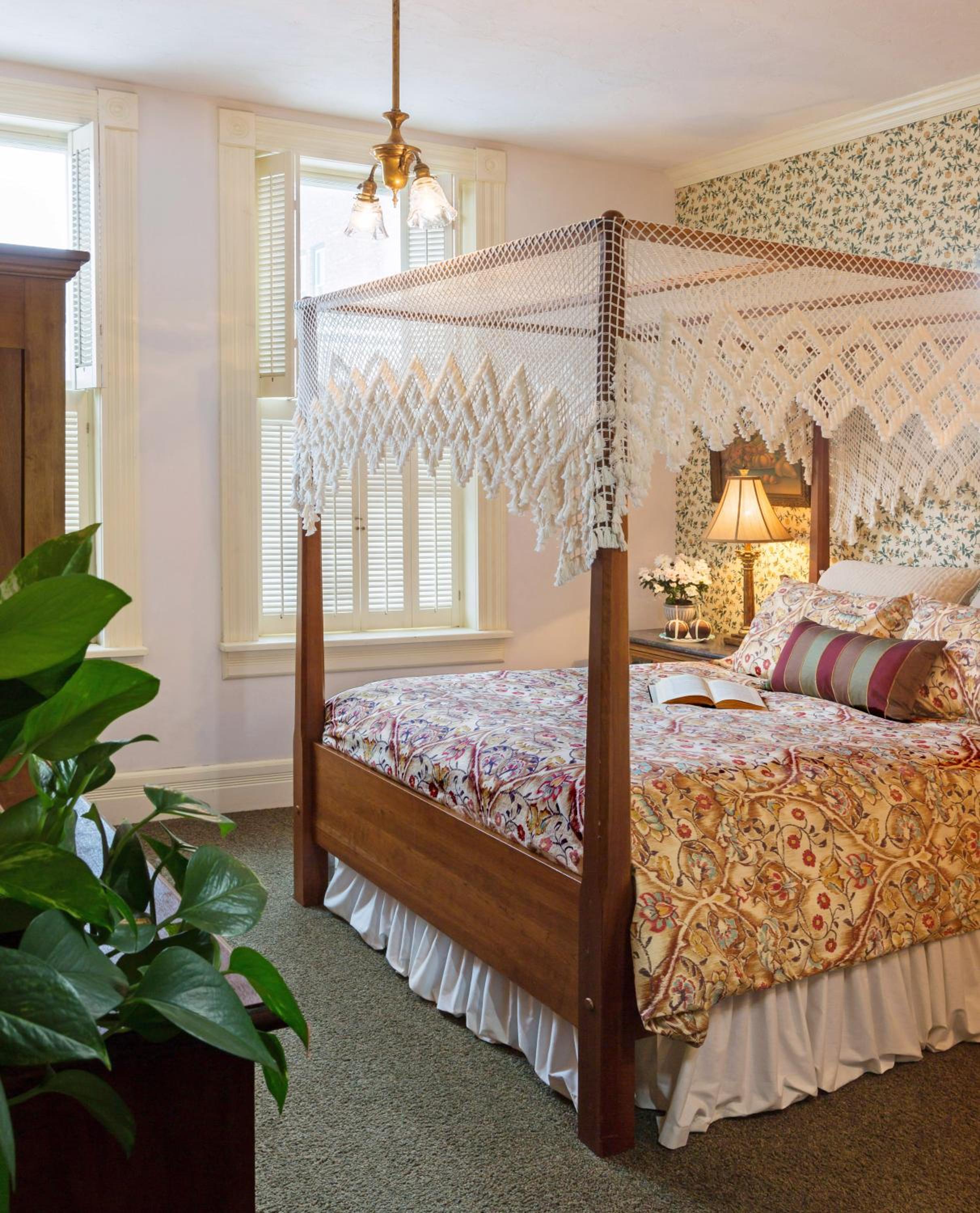 Queen Room with Spa Bath - Photo 2