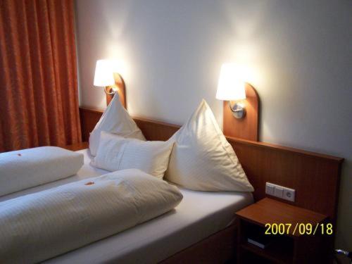 Double Room - Photo 5