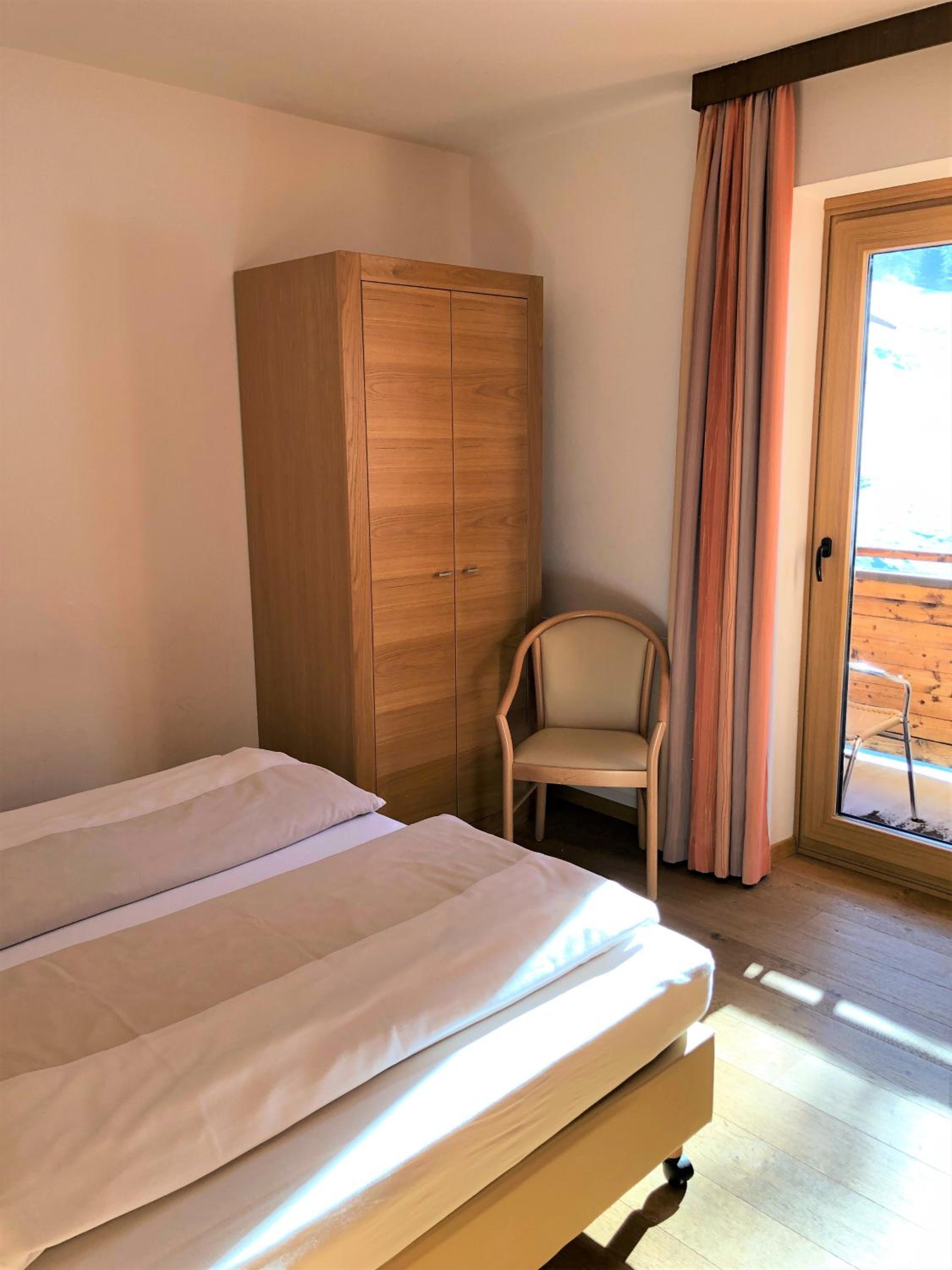Single Room with Balcony photo 2