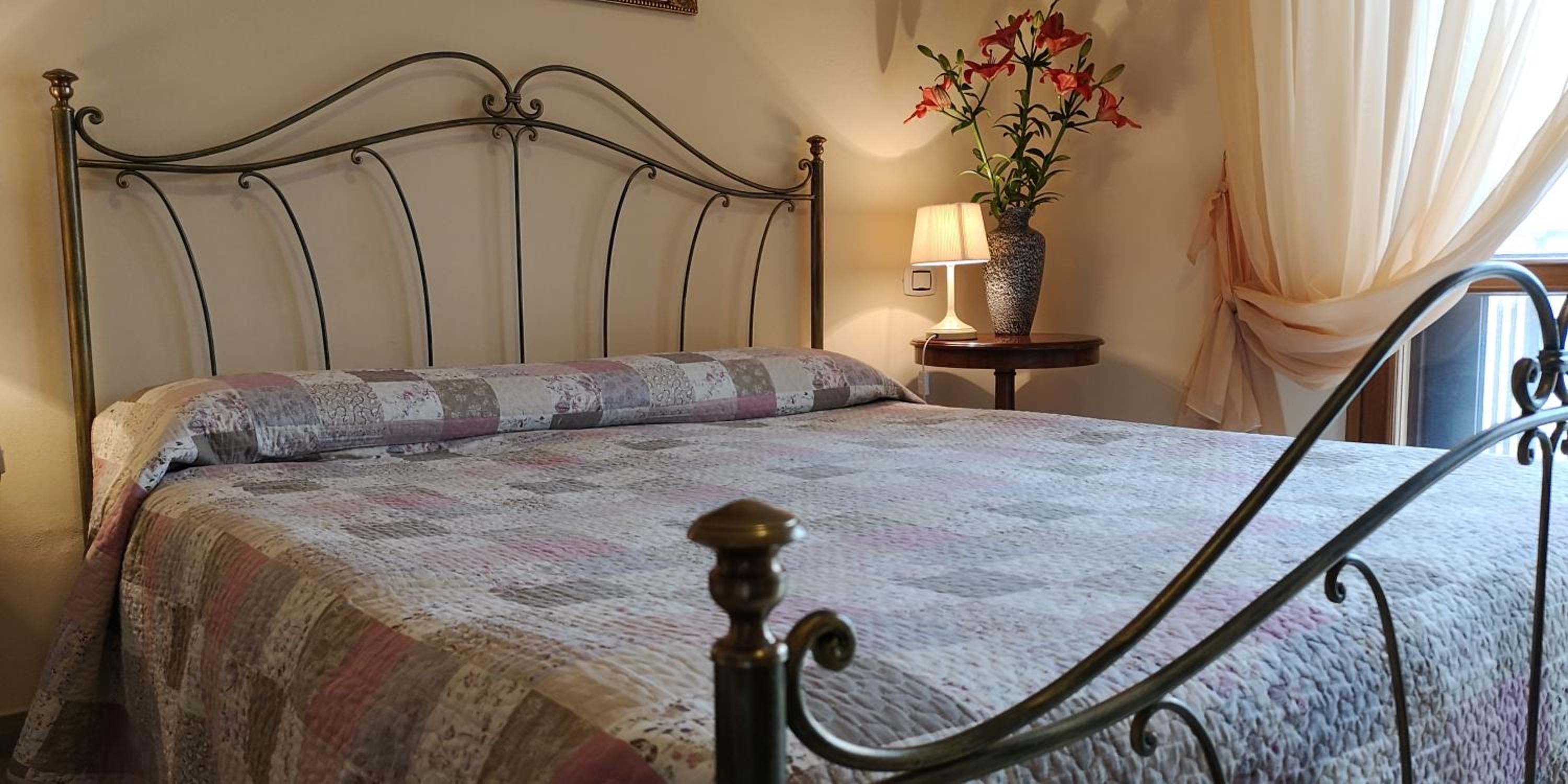 Triple Room with Private Bathroom - Photo 4
