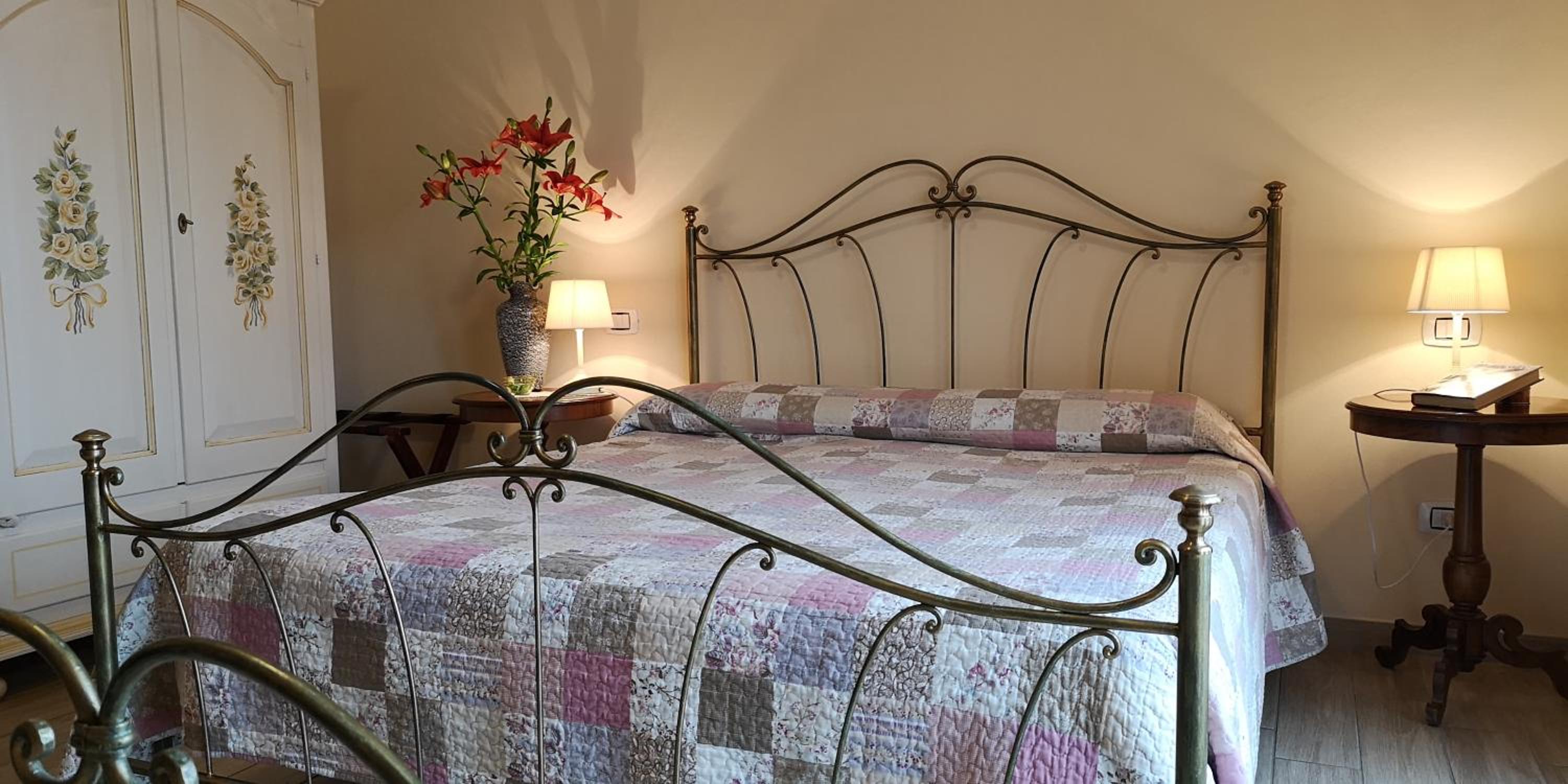 Triple Room with Private Bathroom - Photo 1