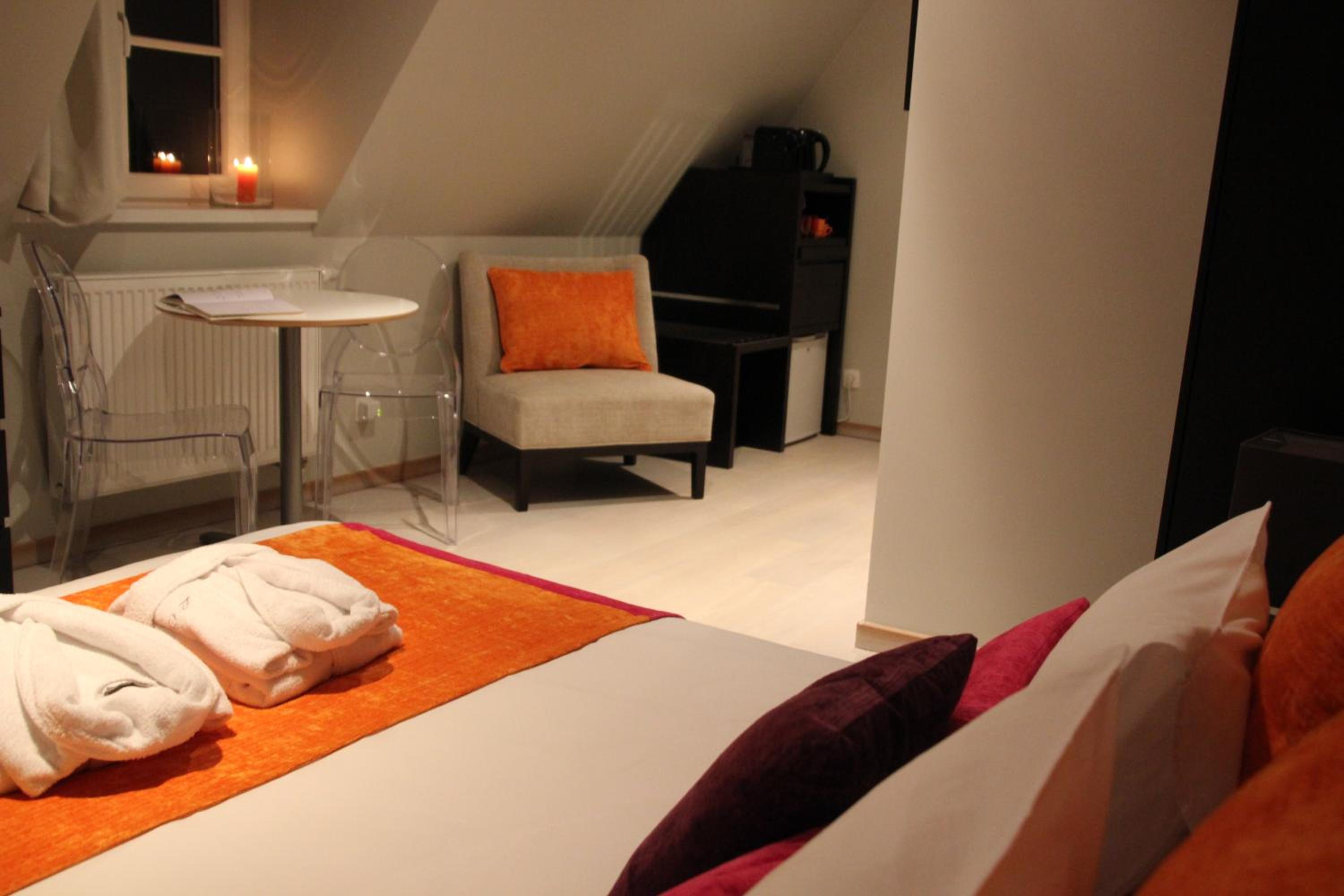 Double Room with Pool View photo 2