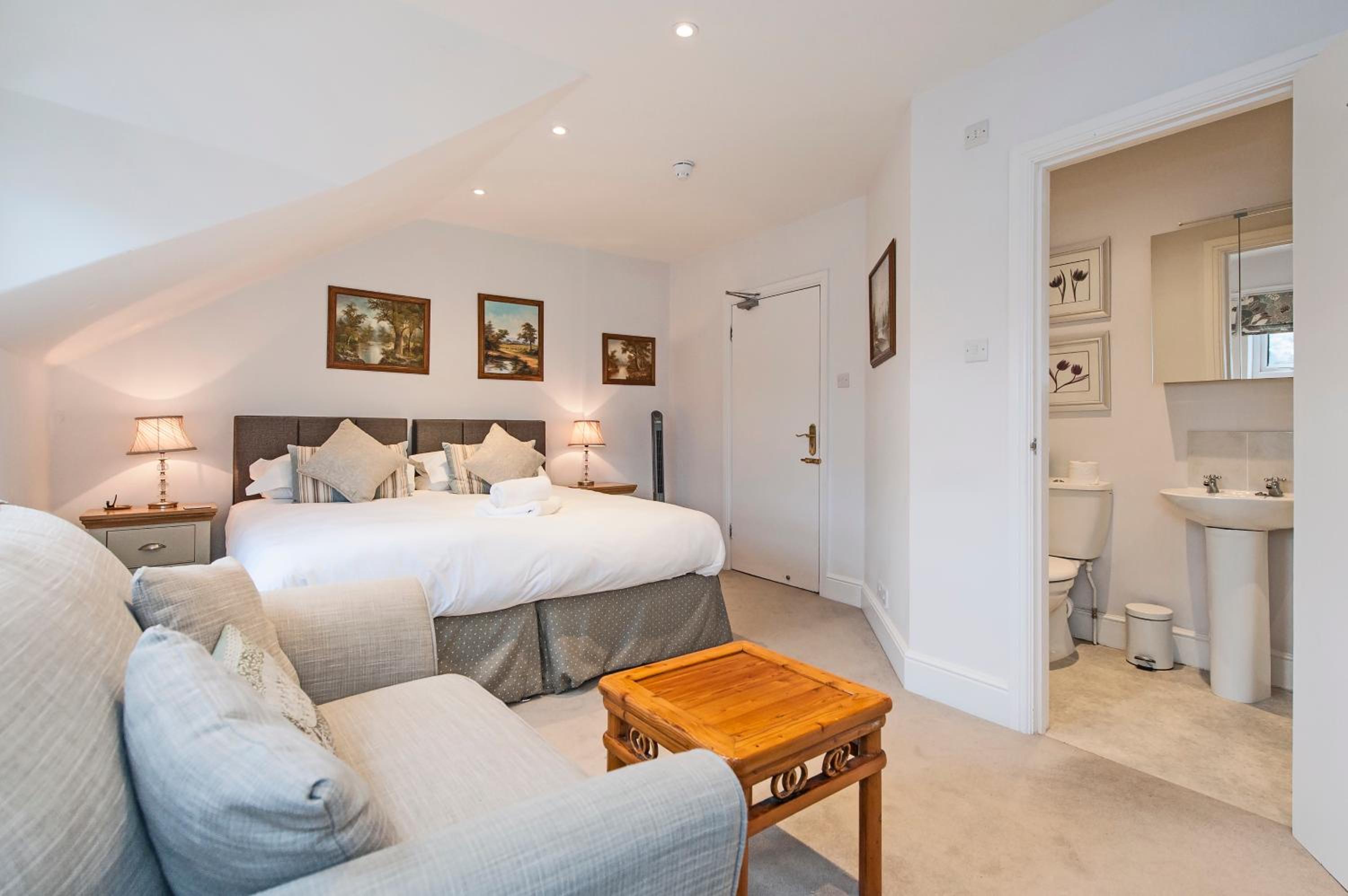 Double or Twin Room photo 1
