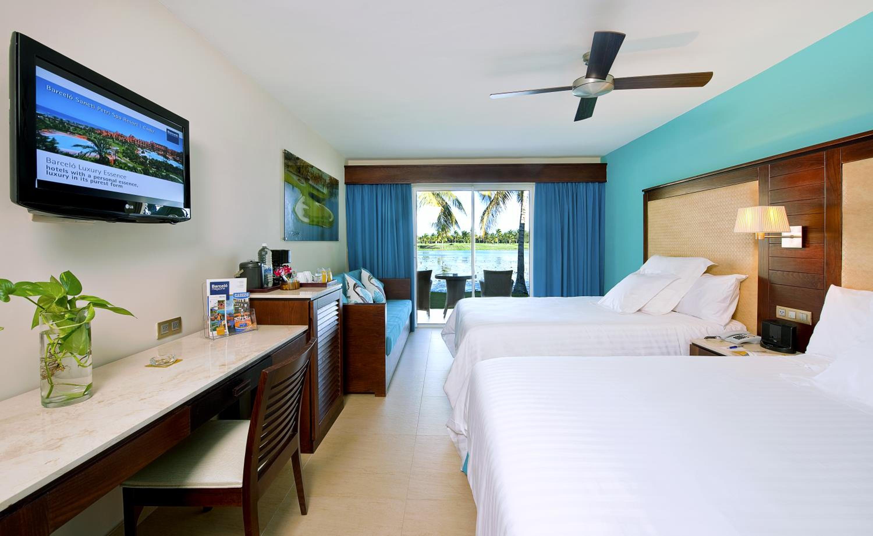 Superior Room (2 Adults + 1 Child)