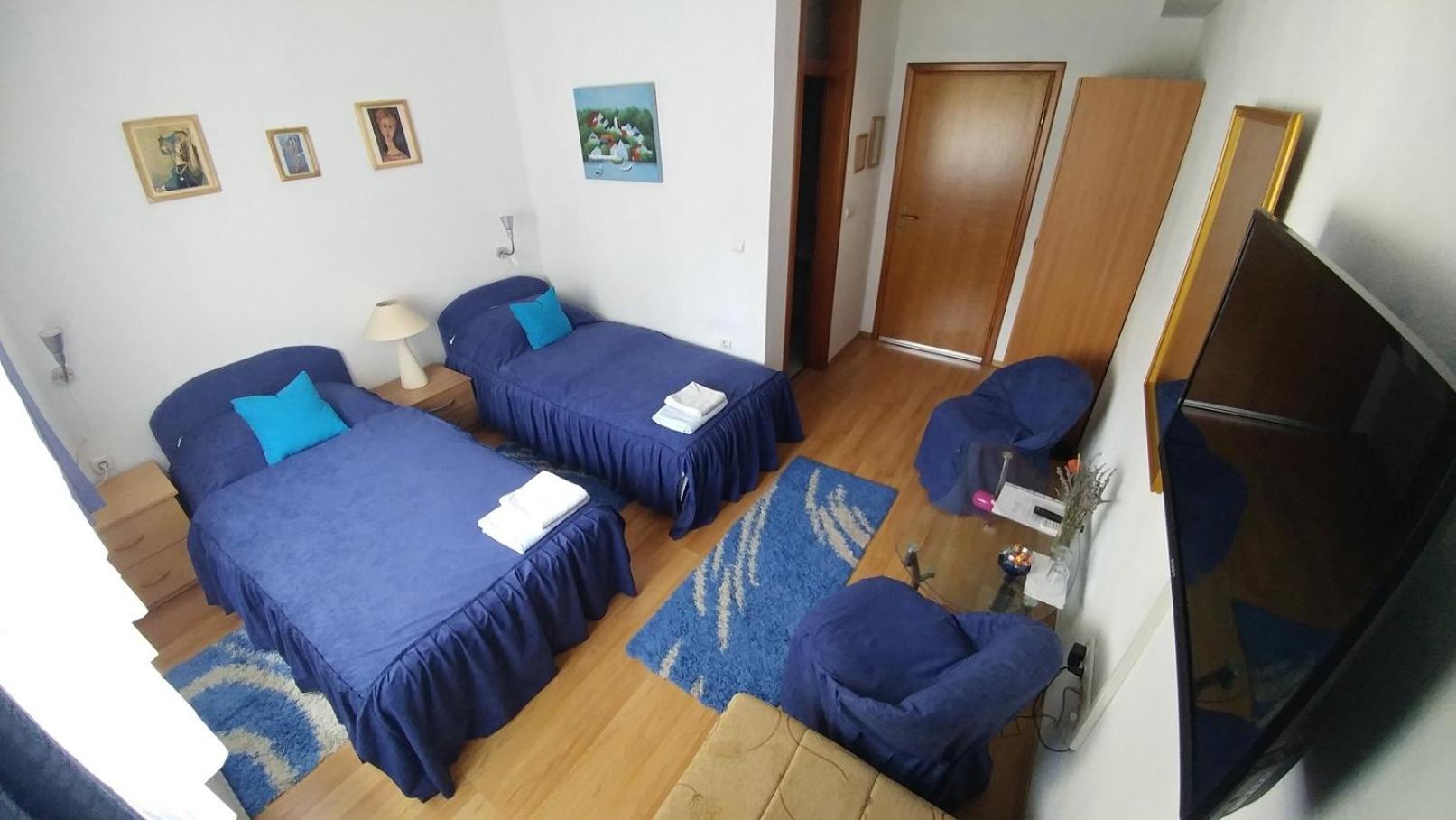 Twin Room with Bathroom