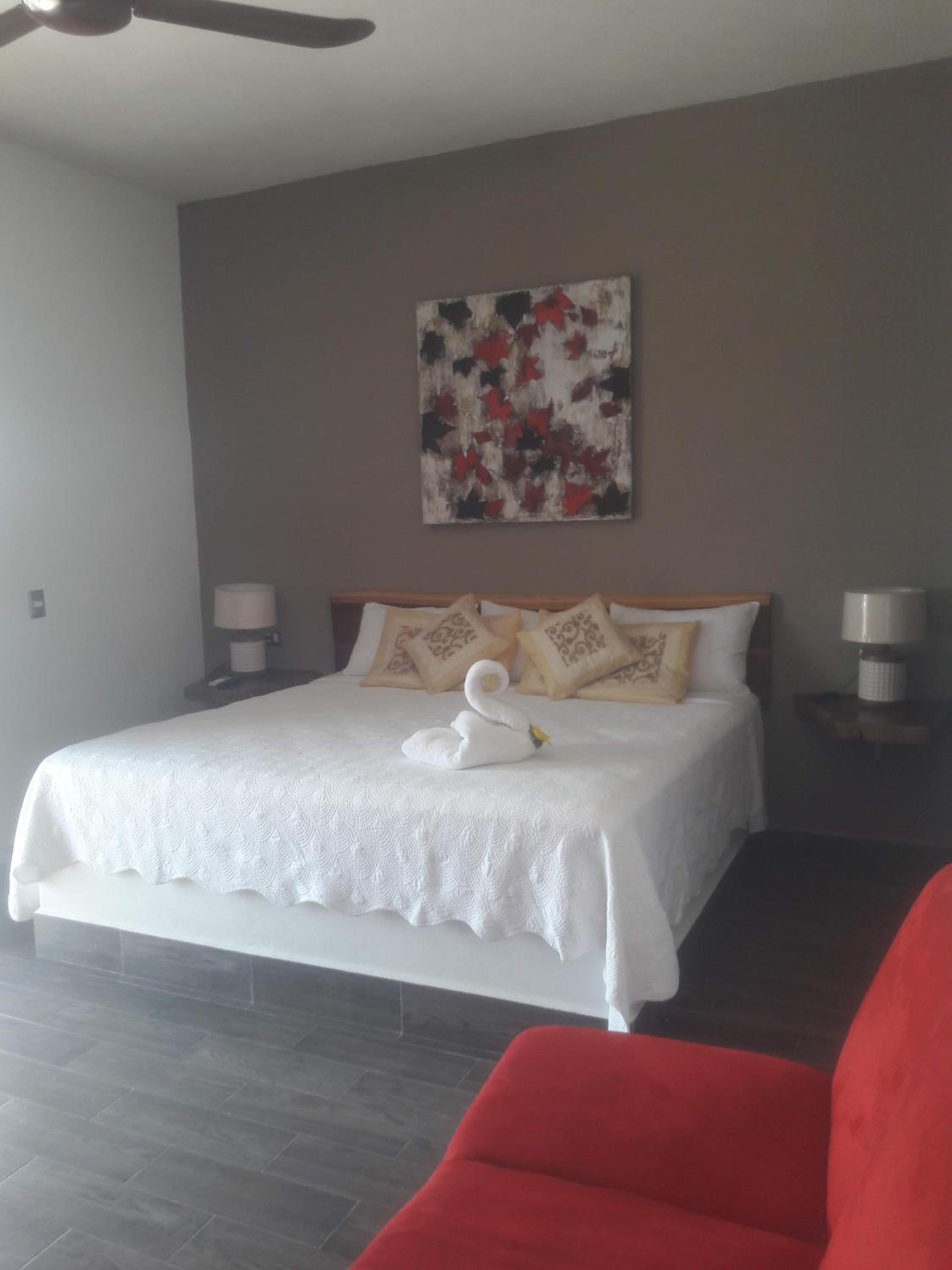 Deluxe Suite photo 3