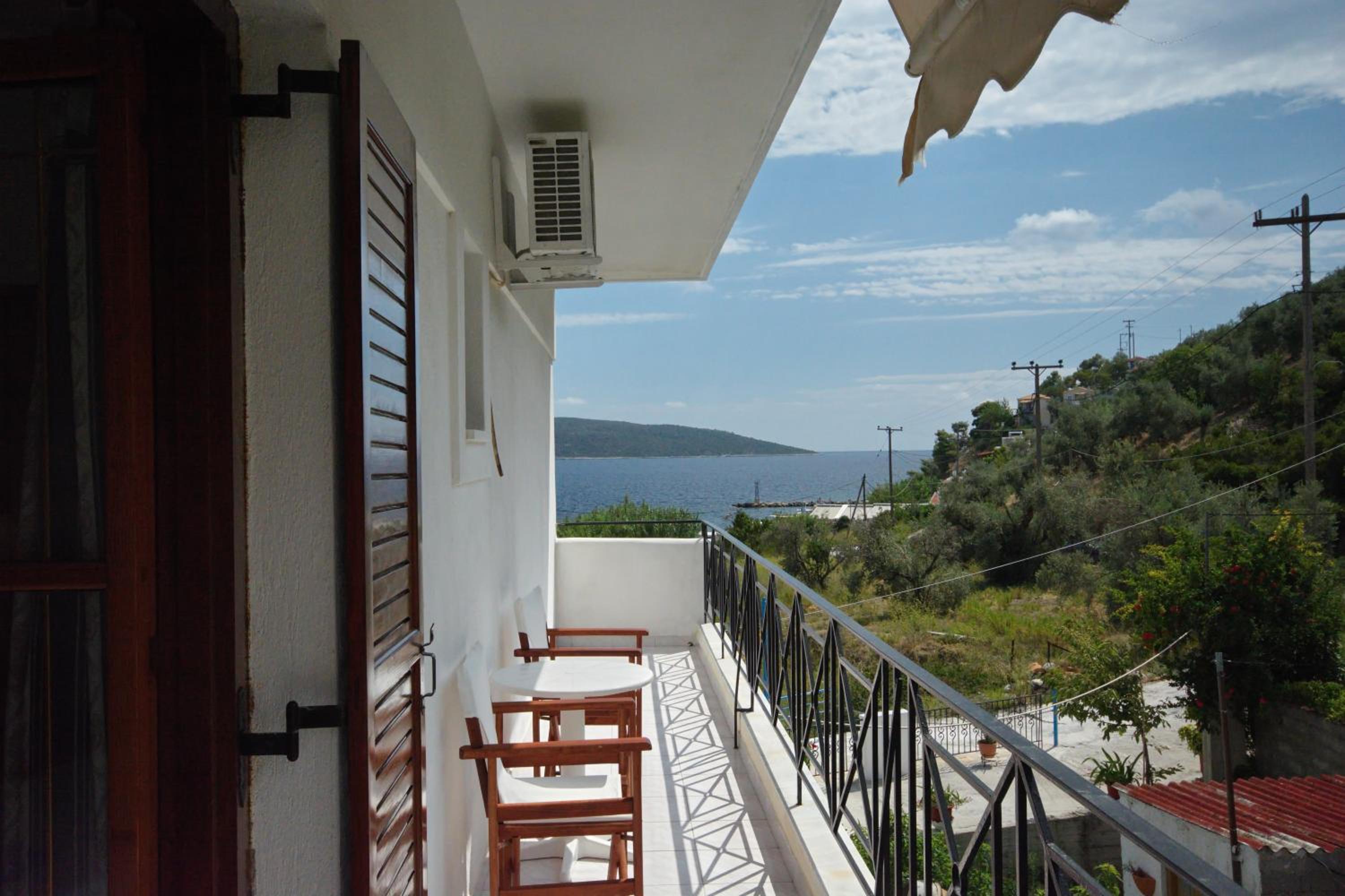 Studio with Side Sea View photo 2
