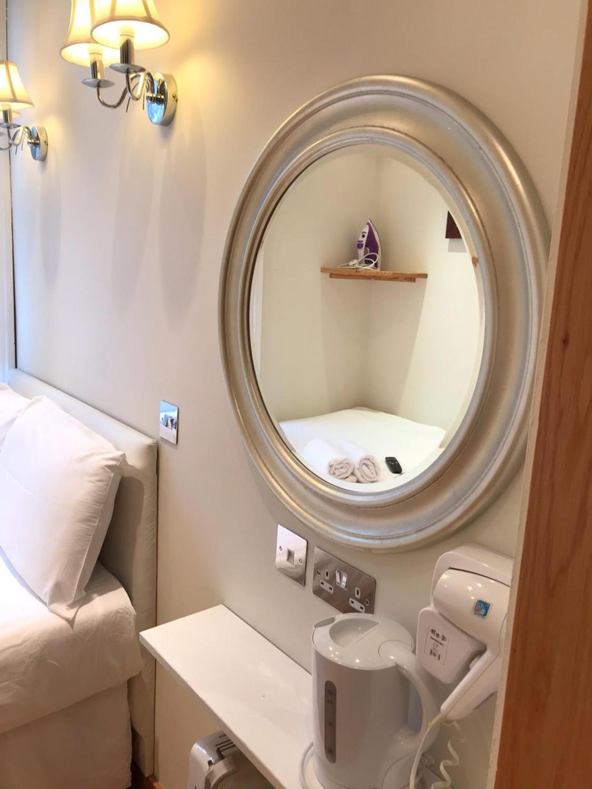 Double Room - Lower Ground Floor