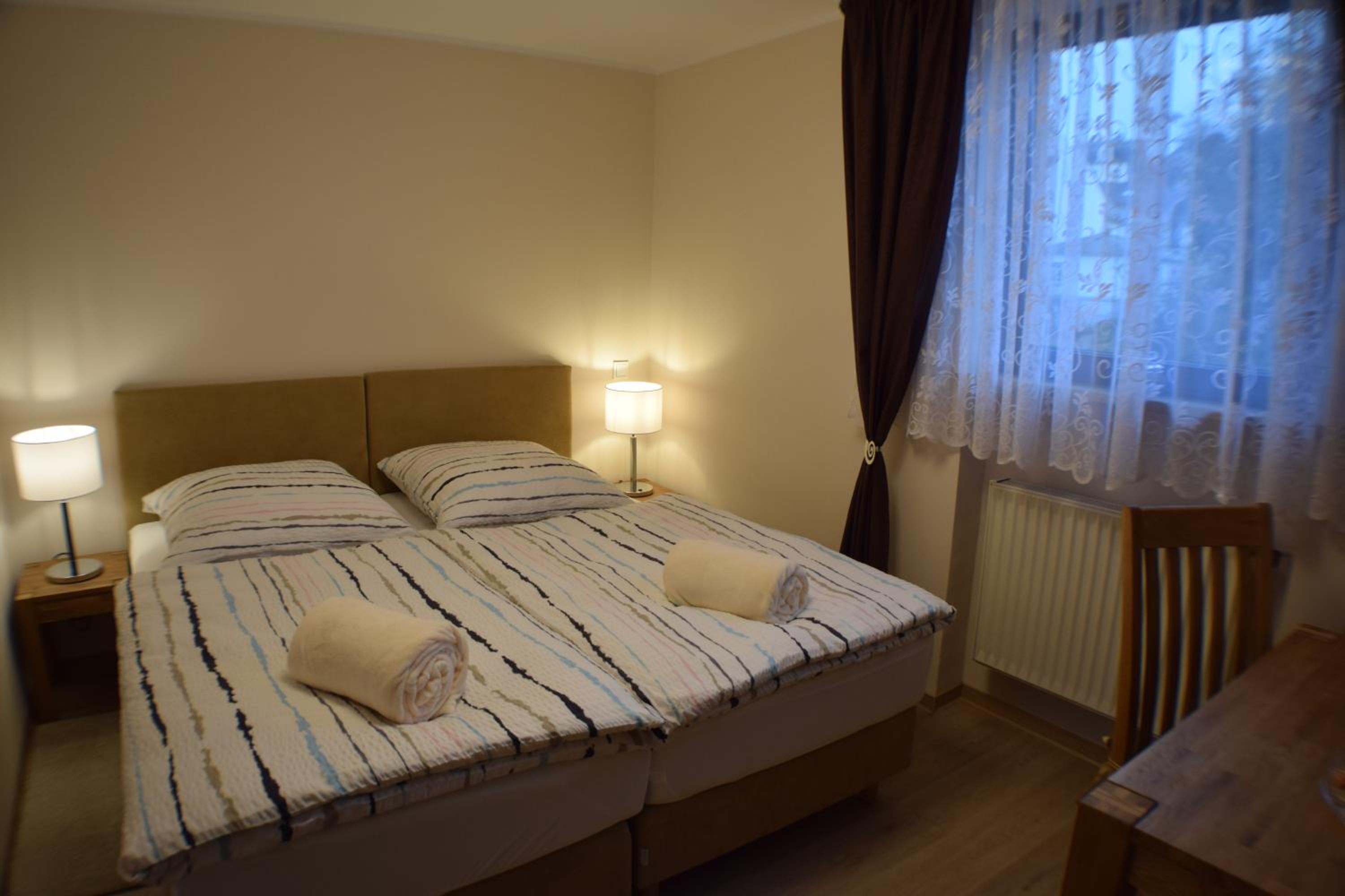 Standard Double Room - Photo 19
